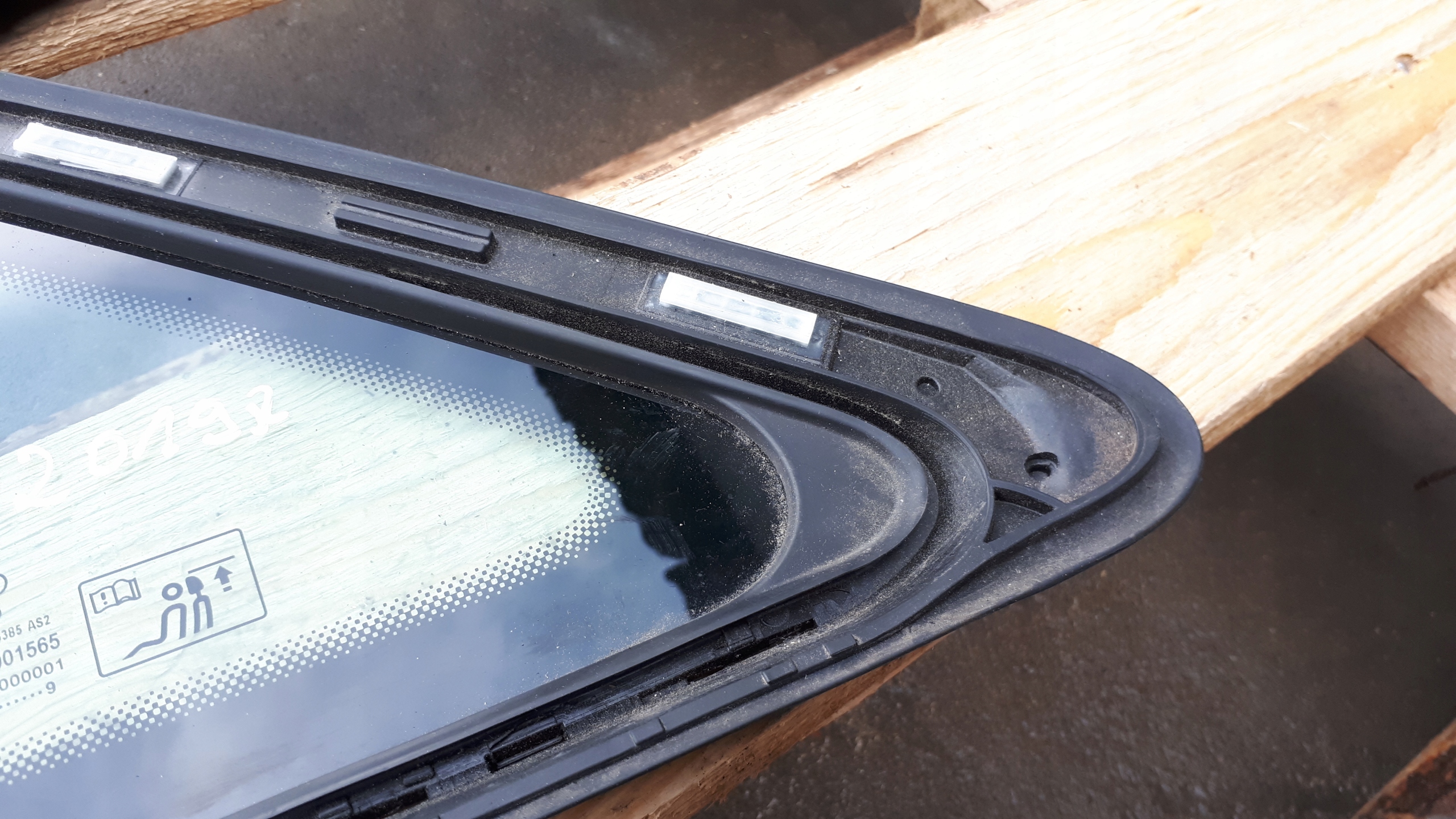 S4 B9 A4 8W window bodywork left rear part sedan 19R