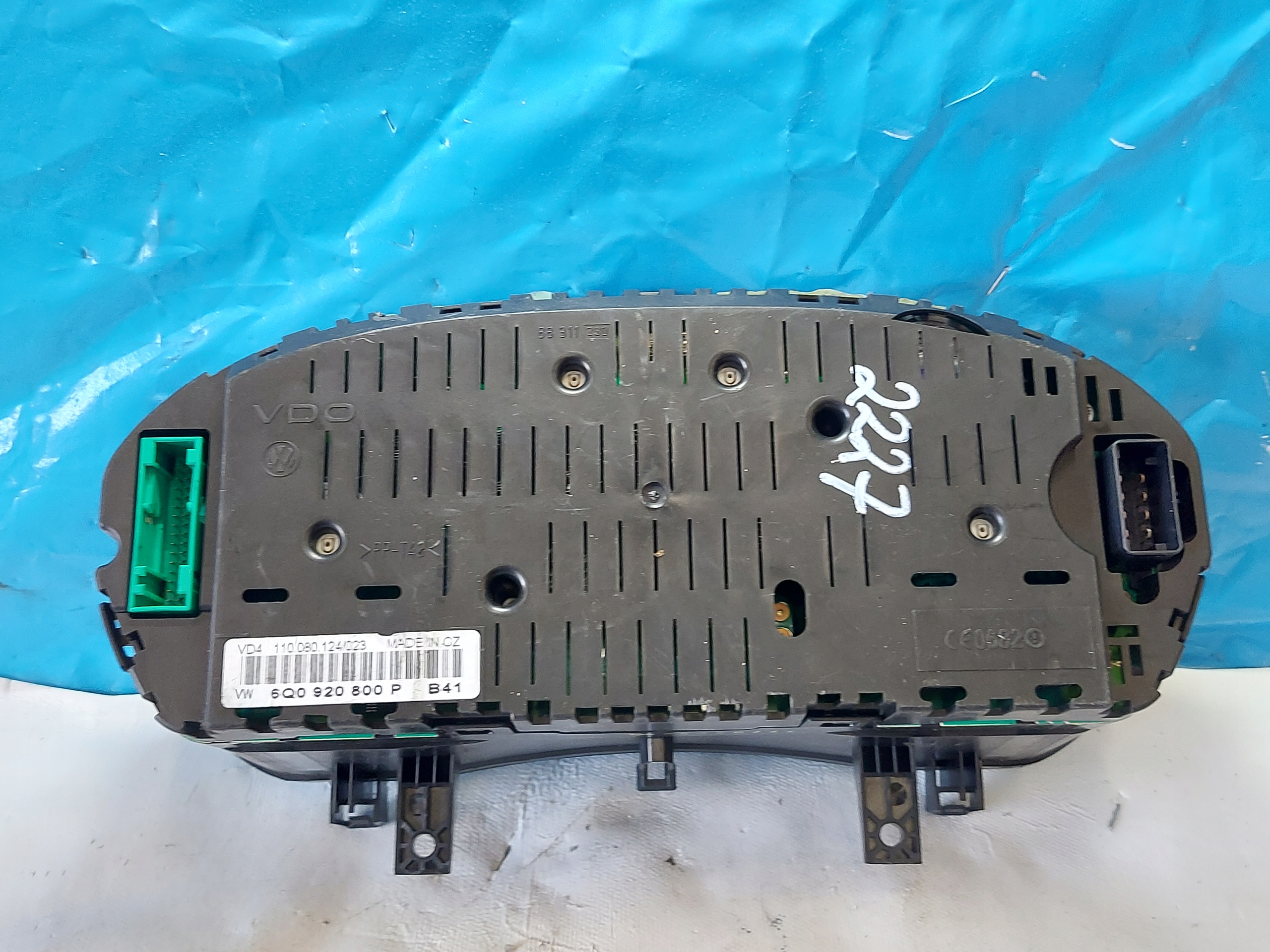 dials clock VW POLO 9N 1.2 B 6Q0920800P