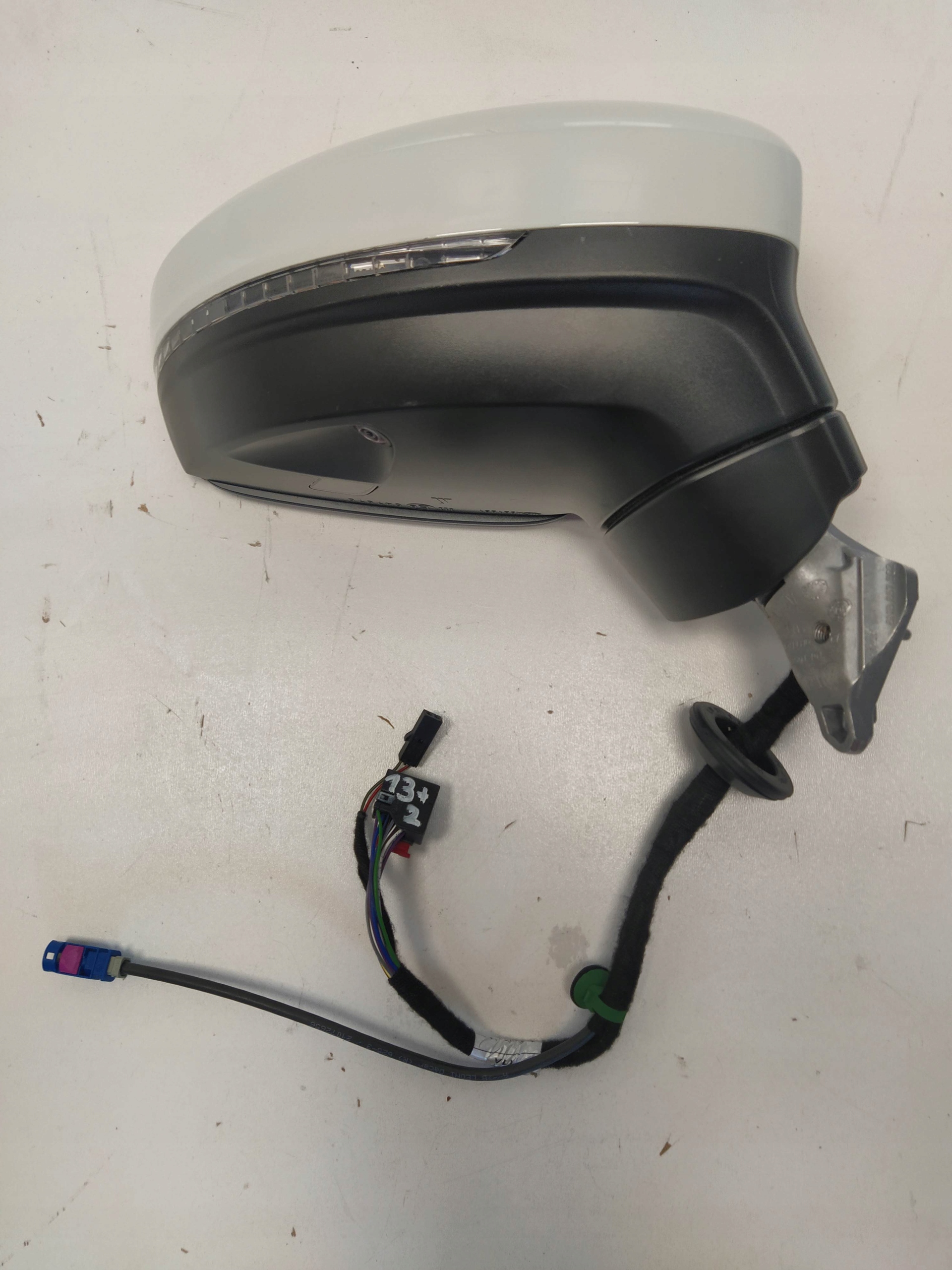 VW TIGUAN II 5NB mirror right front front ASYSTENT - KAMERA 13+2+1 PIN