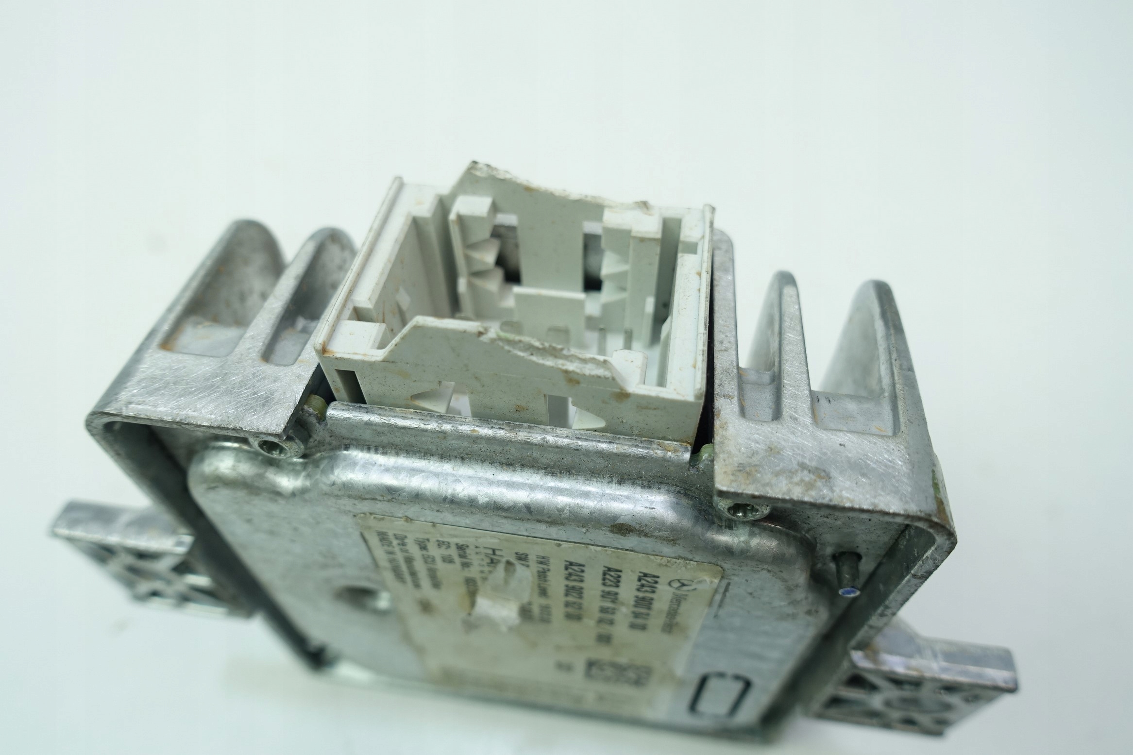 amplifier HARMAN MERCEDES W223 W447 A2439008400
