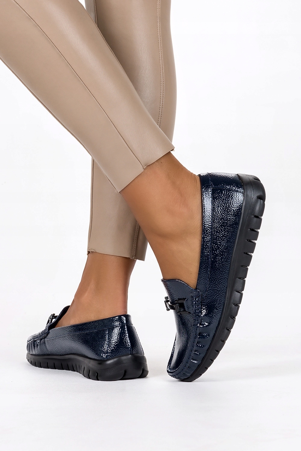 LEKKIE MOKASYNY PÓŁBUTY DAMSKIE WSUWANE PŁASKIE ZE SKÓRZANĄ WKŁADKĄ r 39 Marka Casu