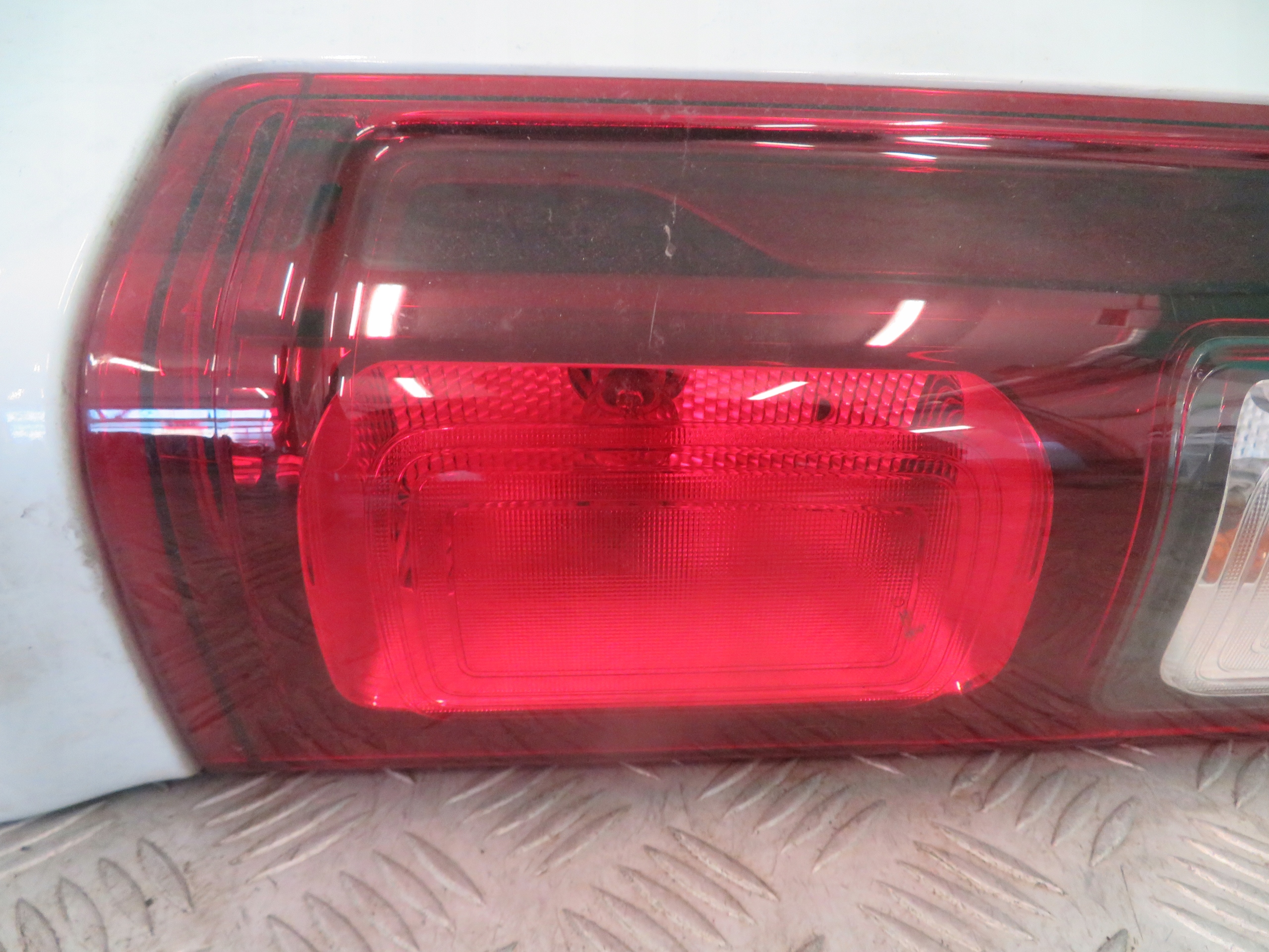 light left rear part RENAULT TRAFIC 2.0 23R 93450959