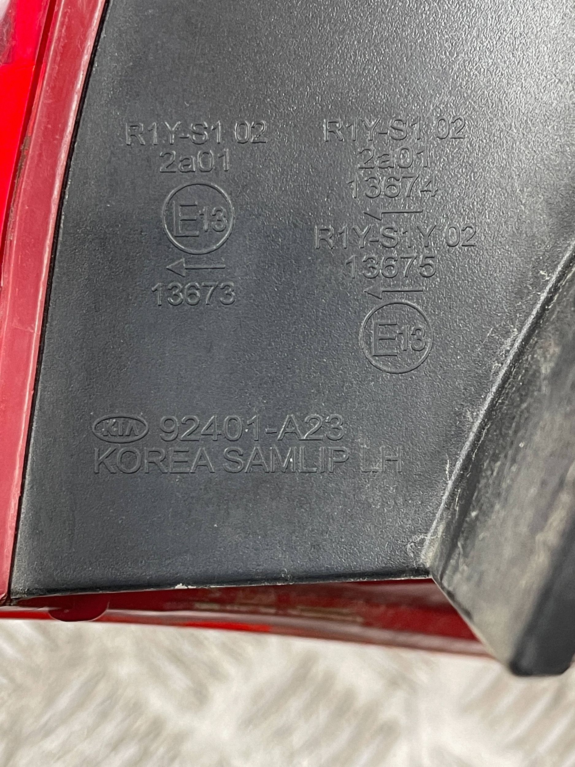 light rear rear part left KIA CEED 2 II 12- KOMBI 92401-A23