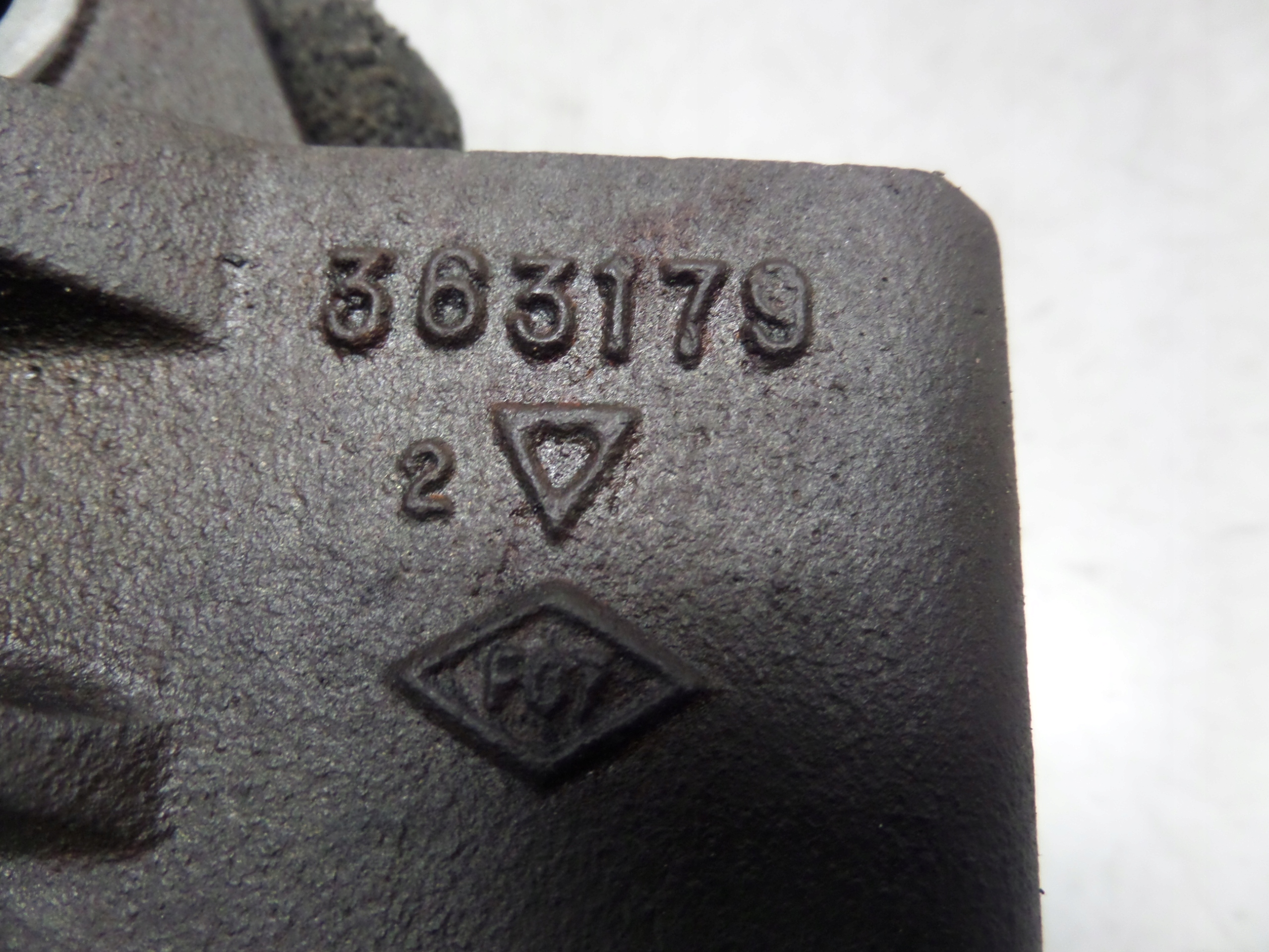 Getriebehalter getriebe CITROEN C5 und 1.8 2.0 16V 00