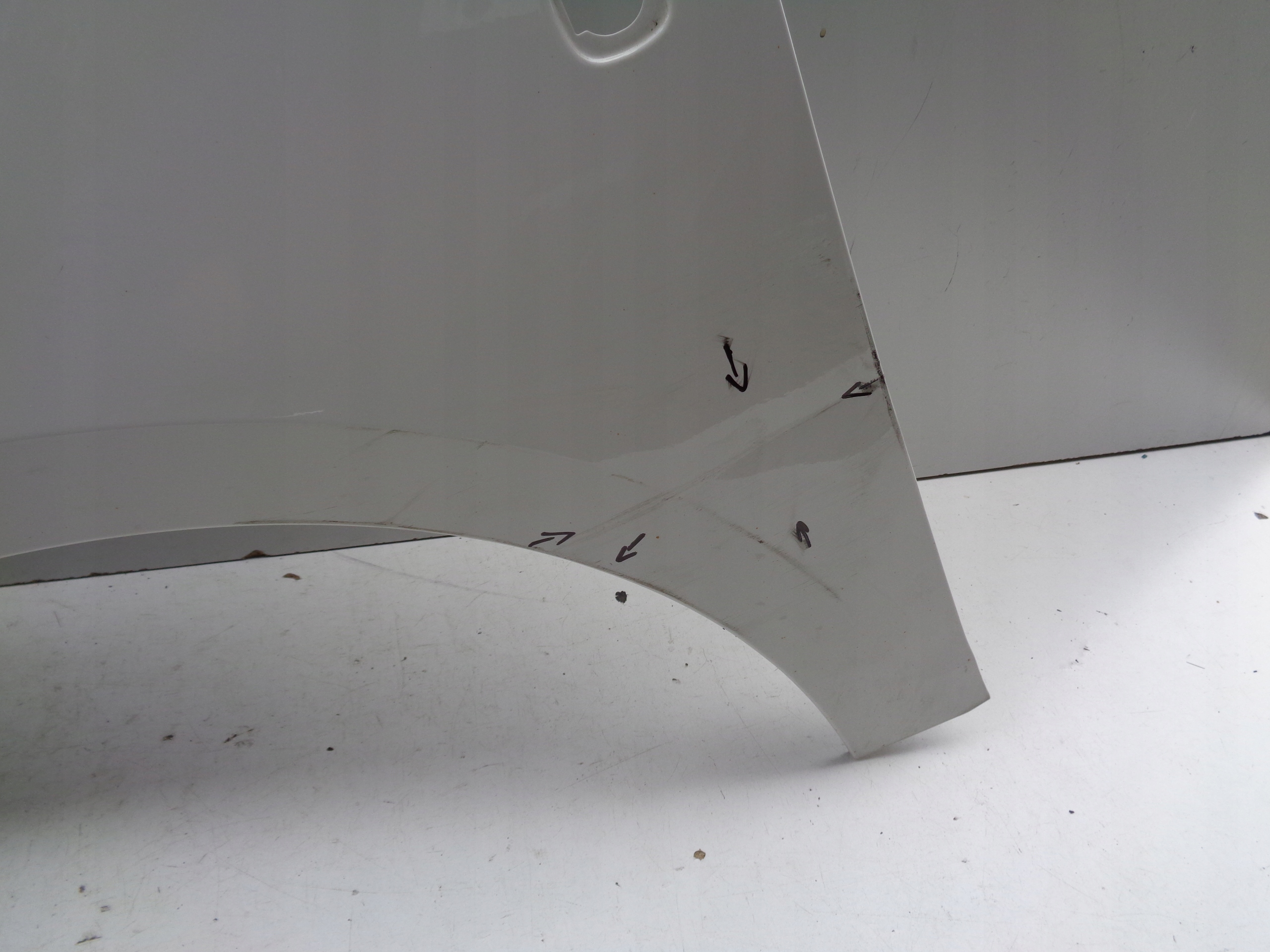 fender left front VW CADDY 2K 2K7 20- NR 51577