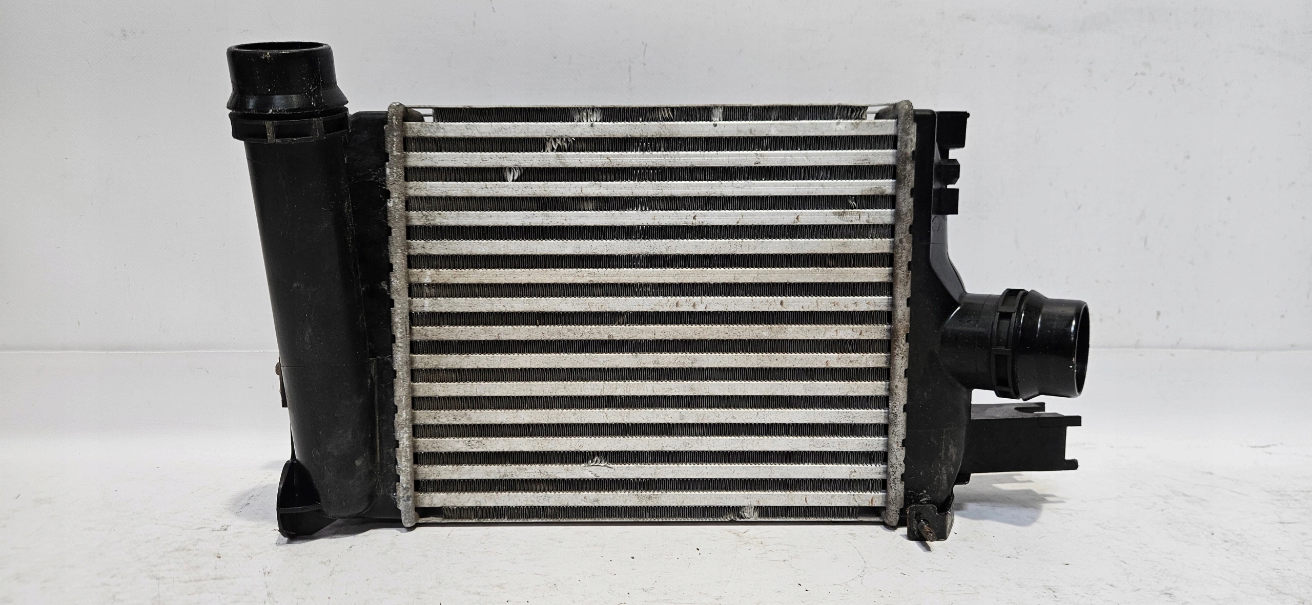 Radiatore / Raffreddatore Dell’aria radiatore intercooler RENAULT CAPTUR e
