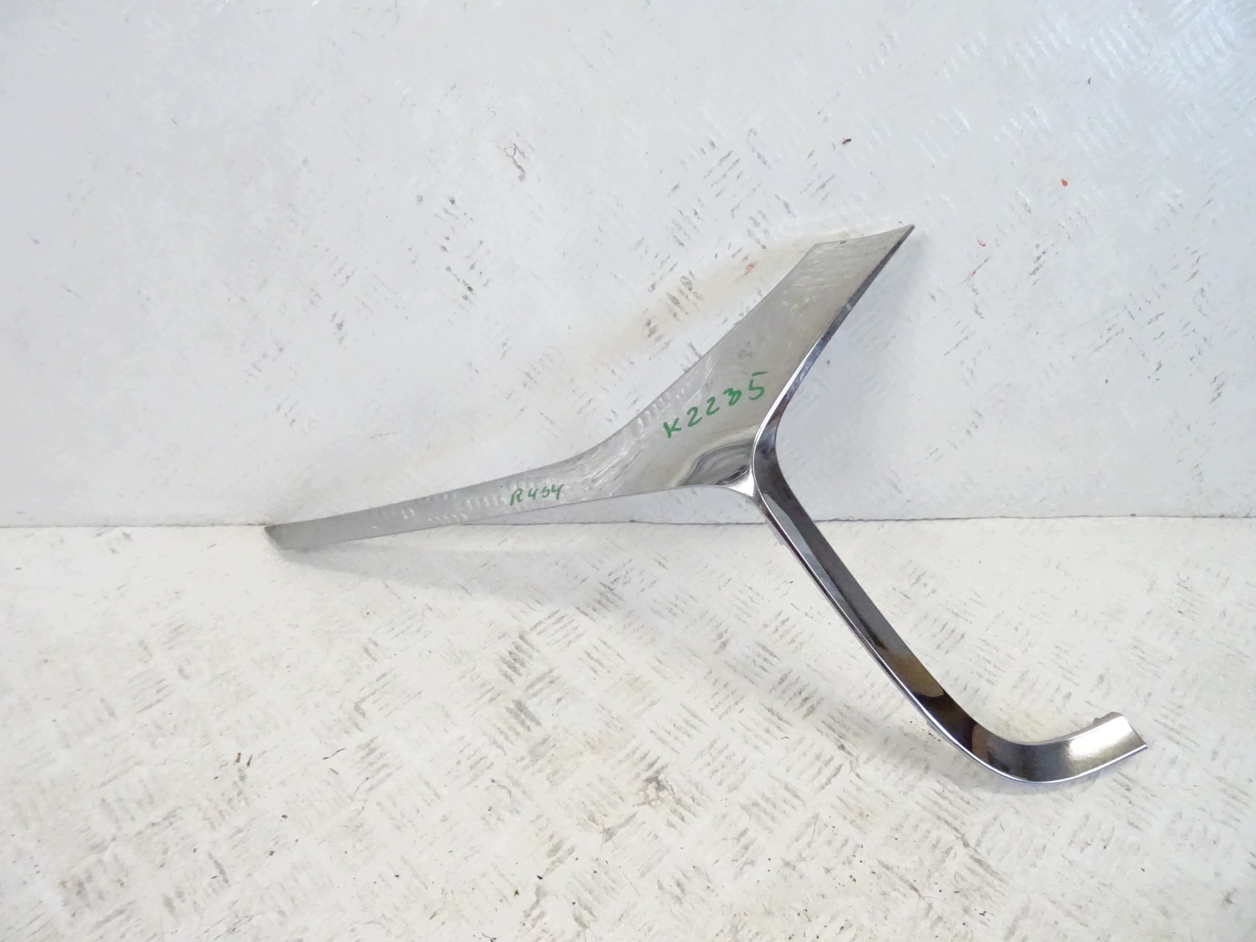 CHROM GRILLA right front CITROEN DS3 CROSSBACK 9825375080