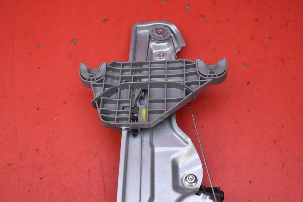 window regulator right rear part 82460R2000 KIA SPORTAGE 5 V 21-25