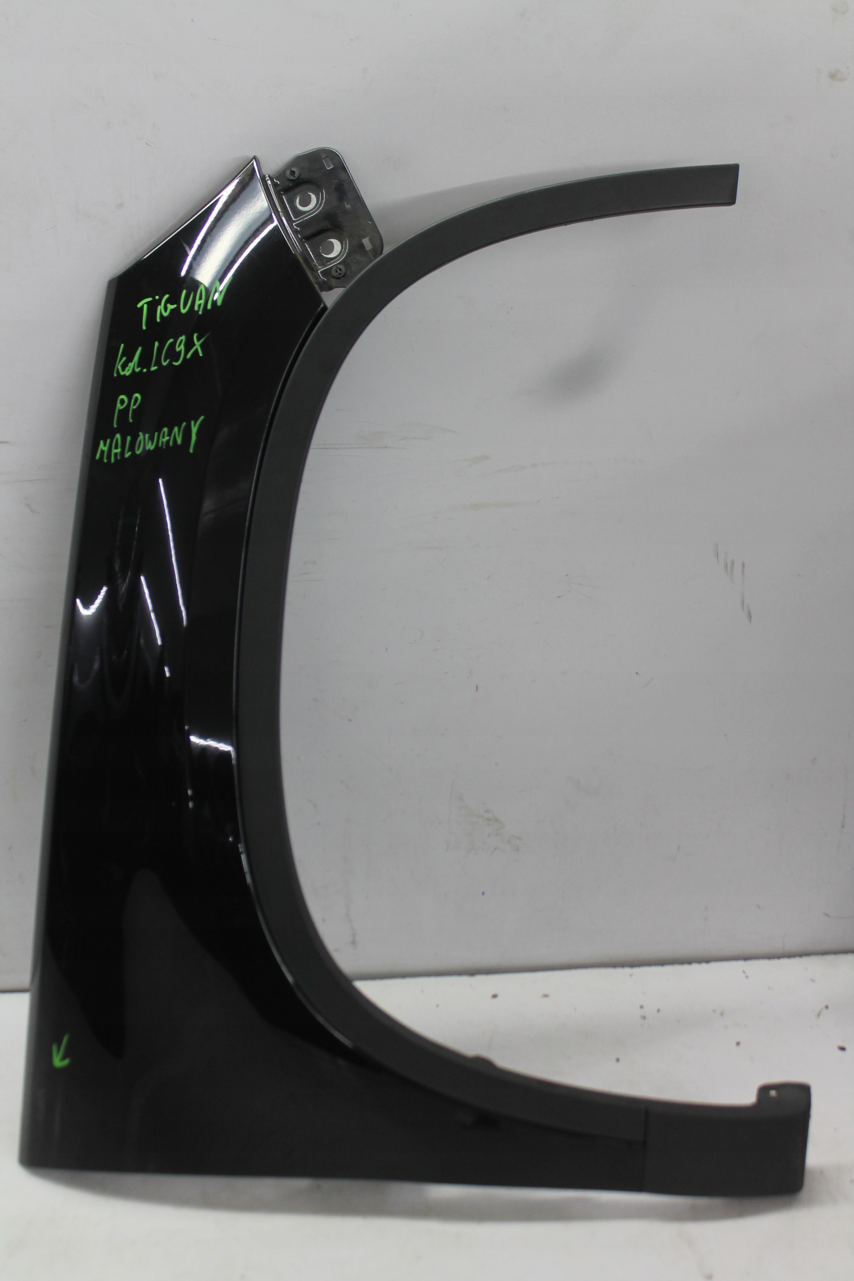 fender right front front TIGUAN 5N LC9X 07-11