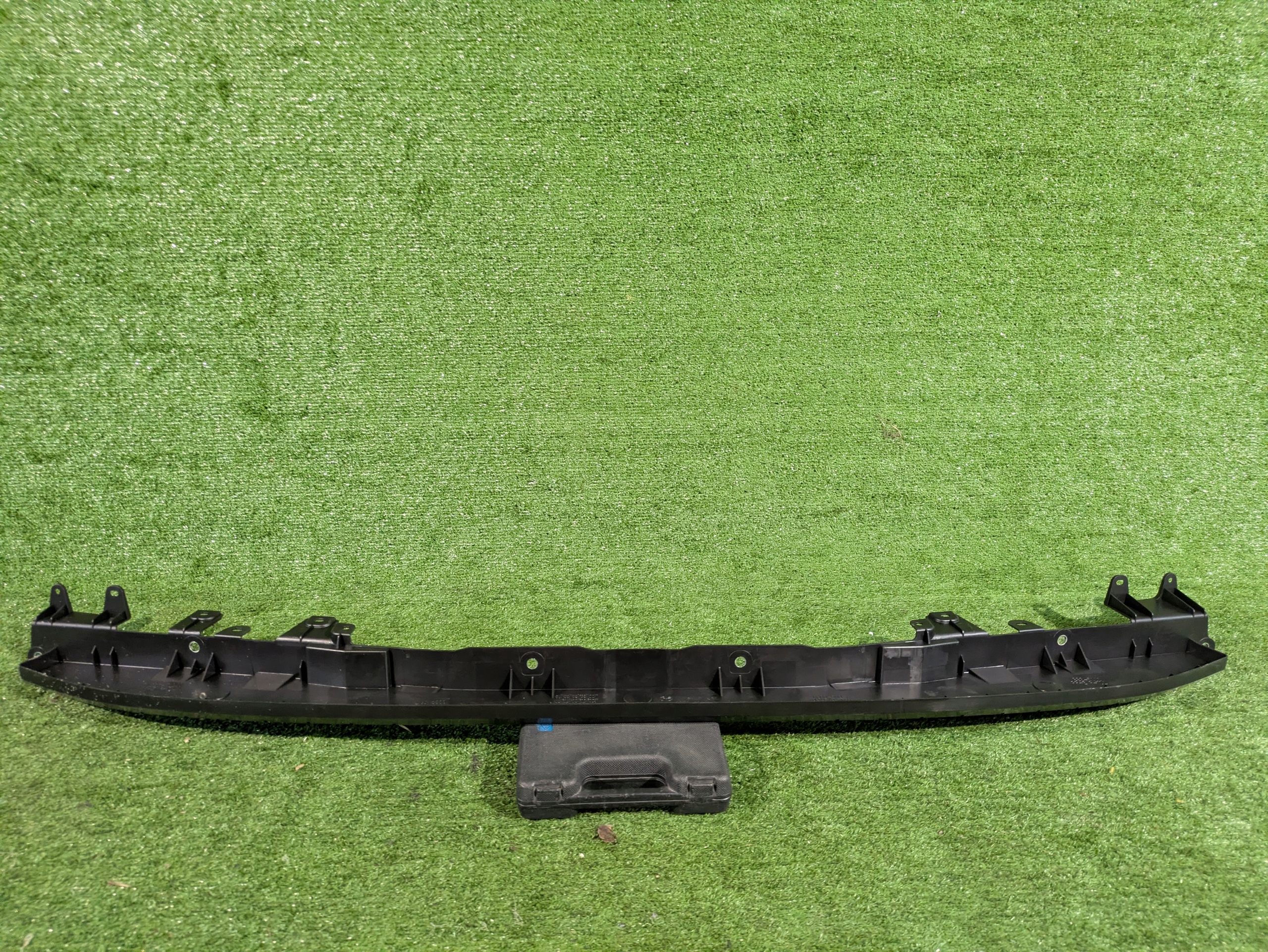 wall support front of a bumper MAZDA CX60 NR.05
