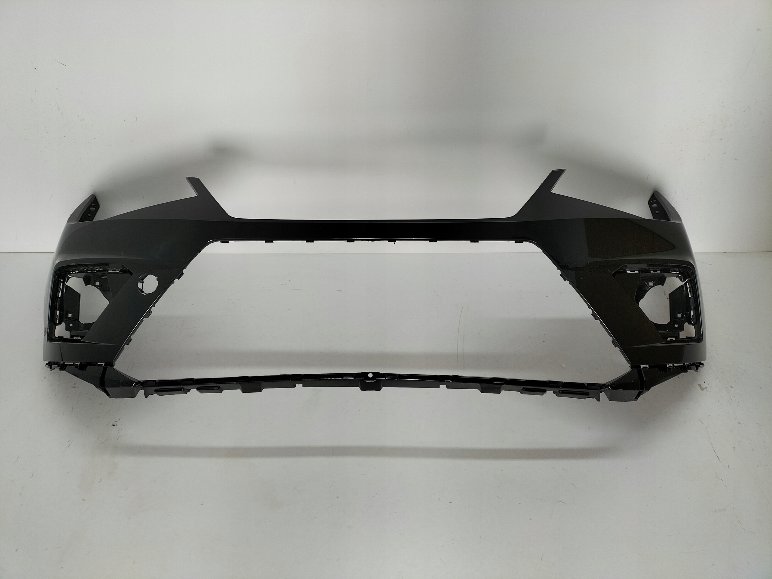 front bumper front SEAT ARONA 17