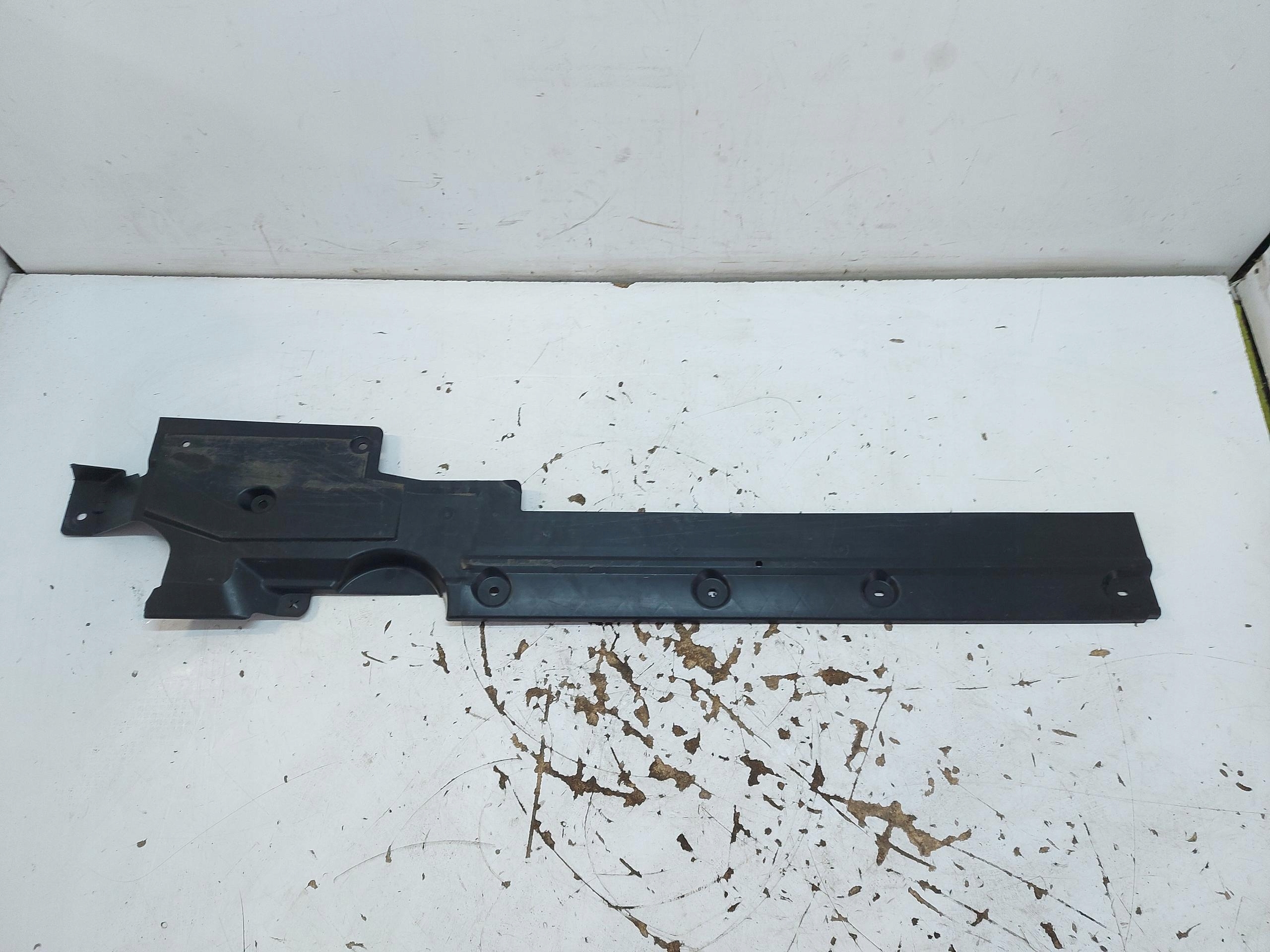 RENAULT Scenic E-Tech V 5 cover chassis left 748151388R