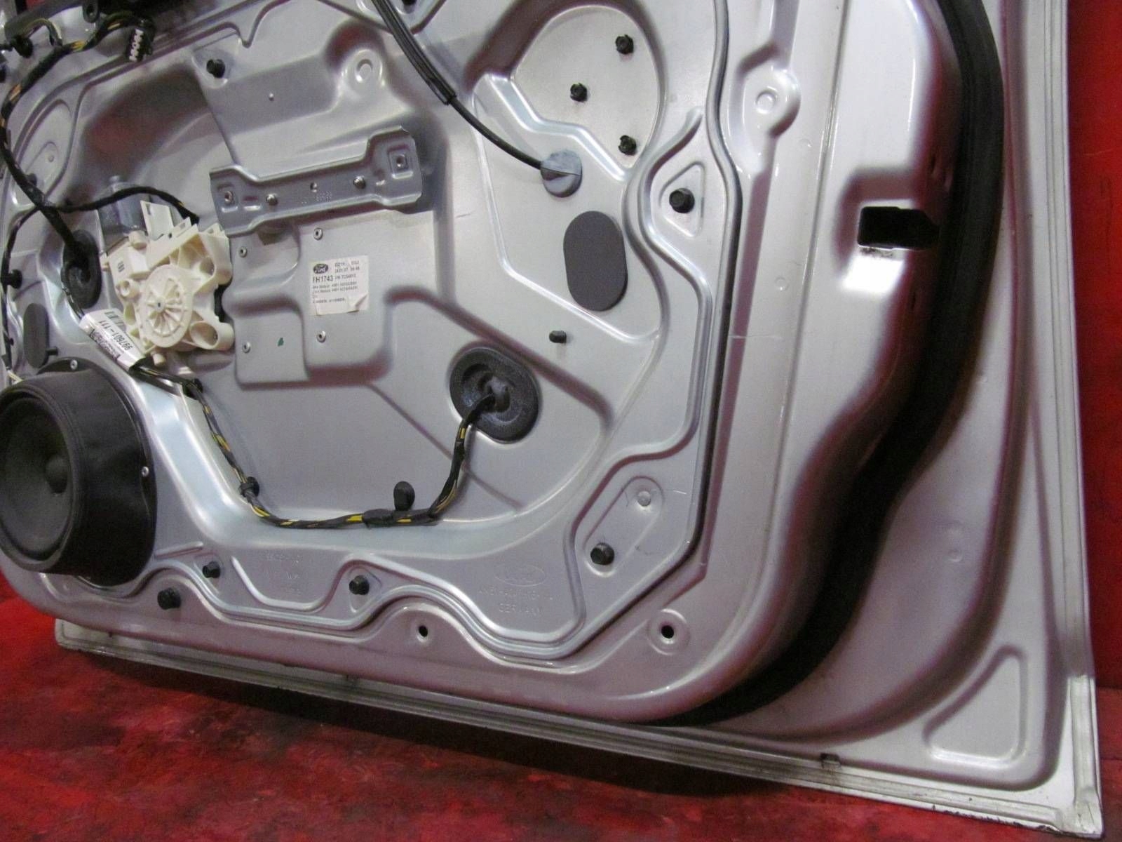 FORD FOCUS II 2 MK2 door front right silver O3 03 5D 5 door 2004-2007