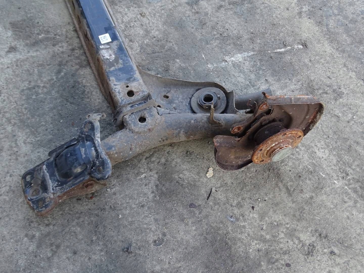 axle beam axis sider rear KOMPLET SEAT LEON 5F 5Q0501115