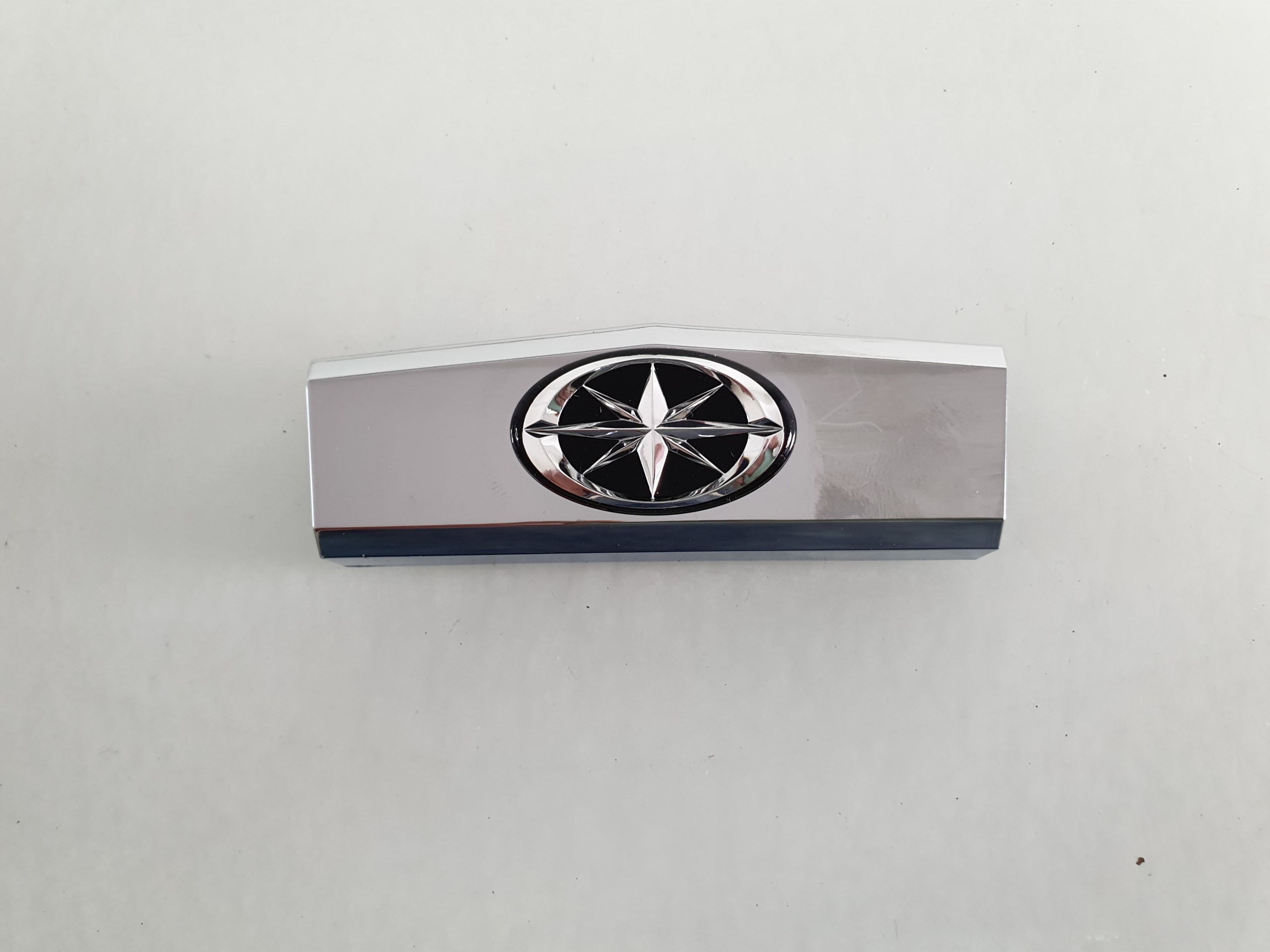 F285 YAMAHA XVZ 1300 1600 EMBLEMAT LOGO