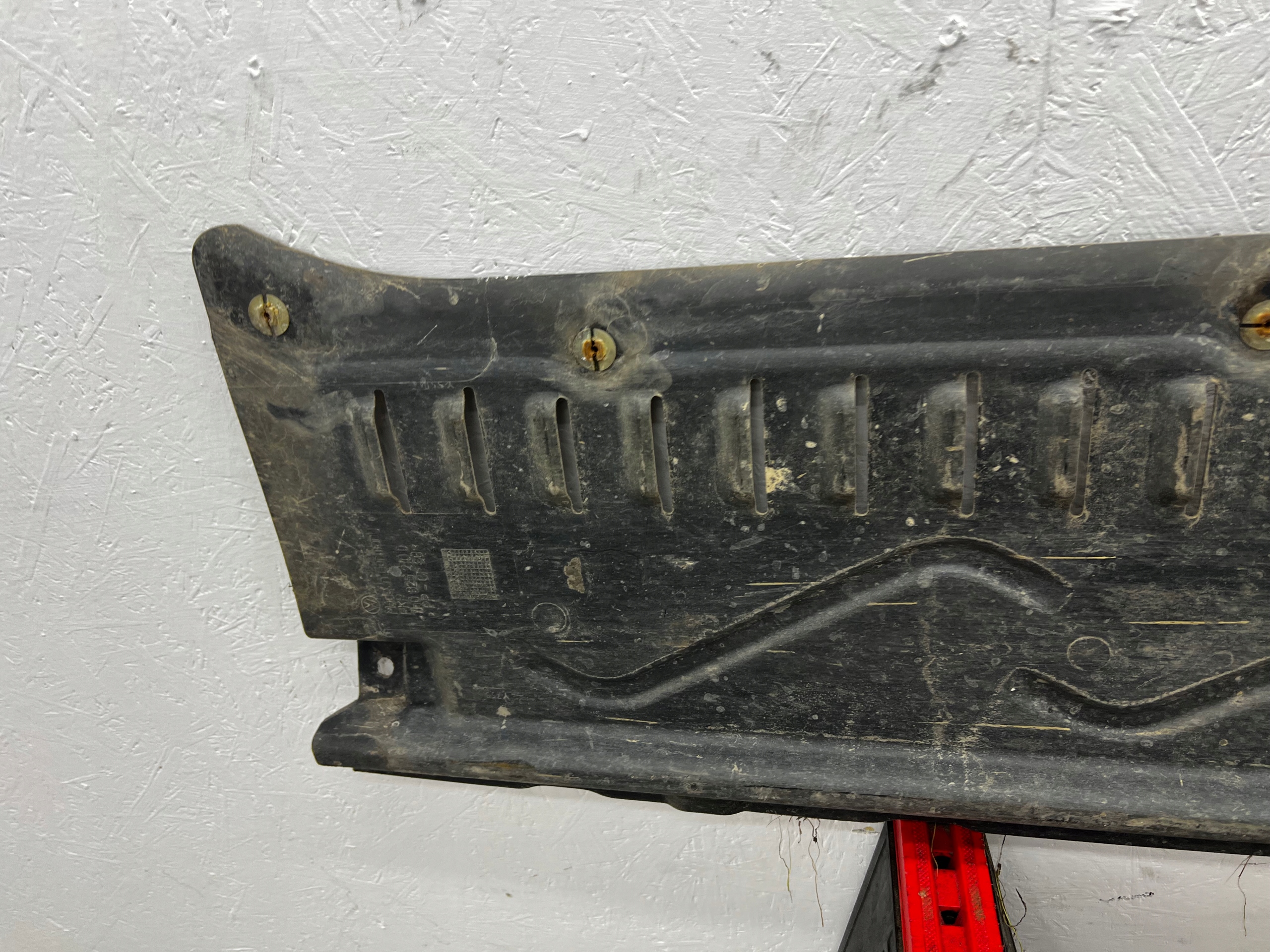 VW T5 Blende Abdeckung abdeckung Unterfahrschutz 7H0825210D