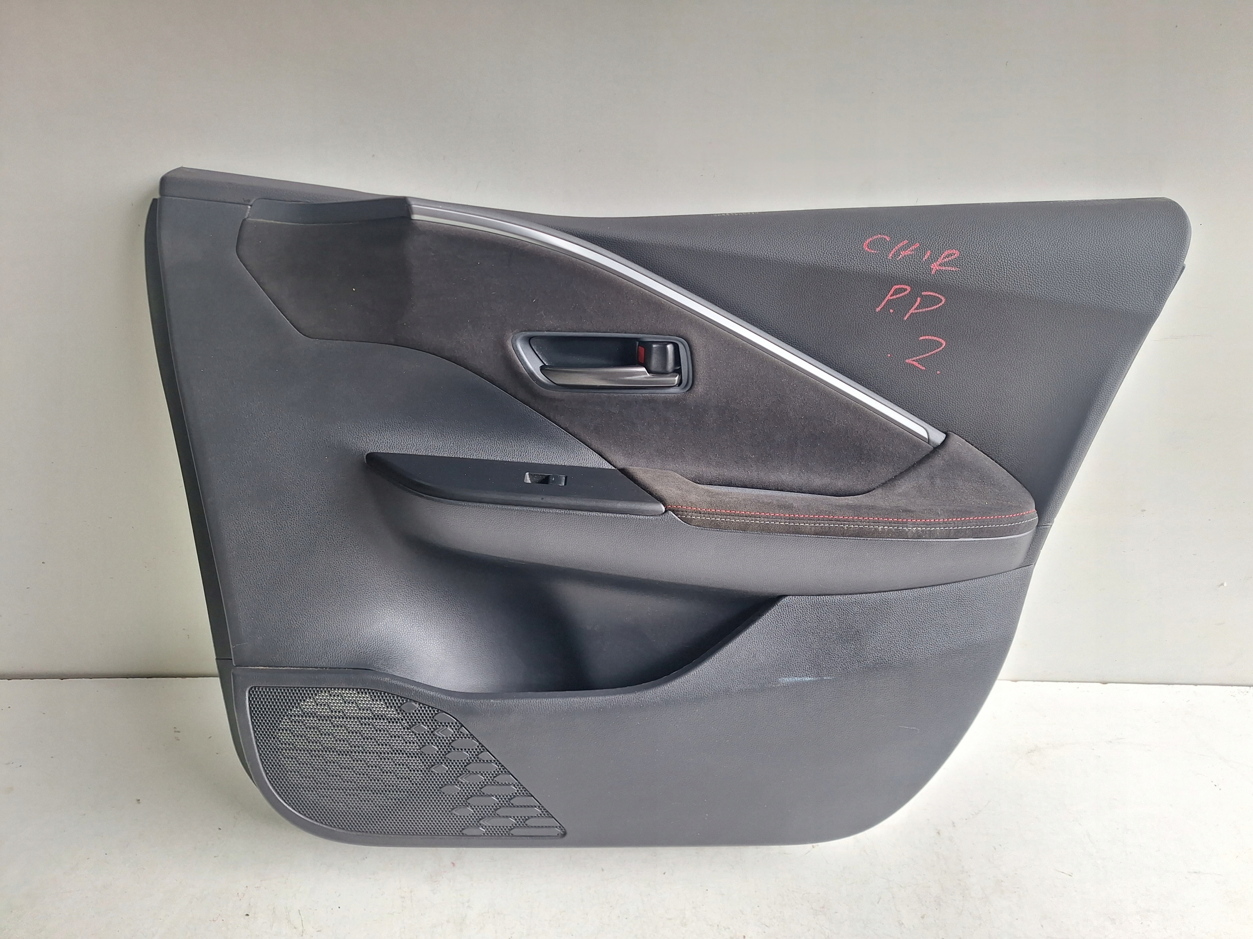 TOYOTA CH-R II 23-> side upholstery right front