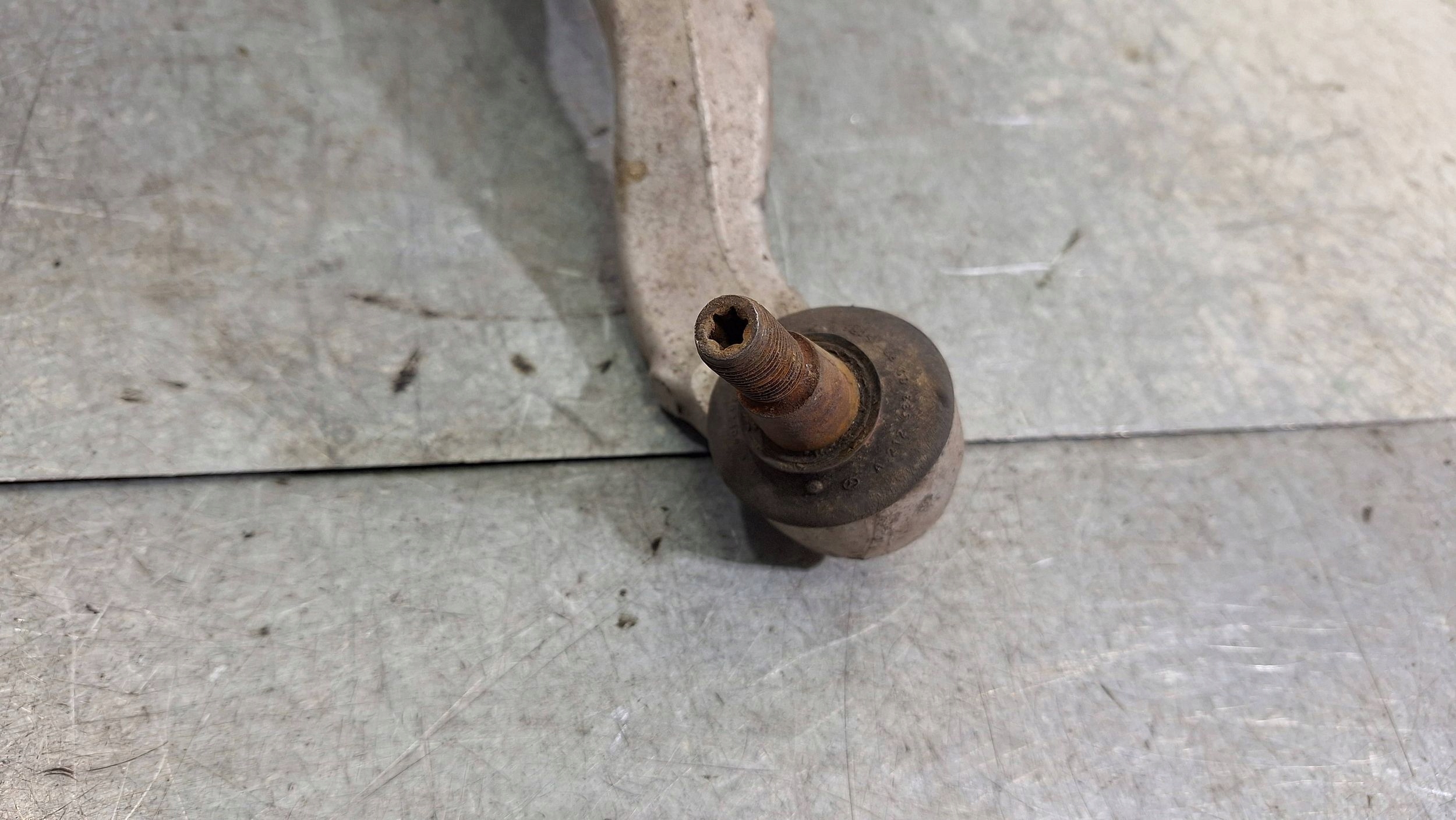 arm right front MERCEDES E-KLASA W212 2.2 CDI AMG E63