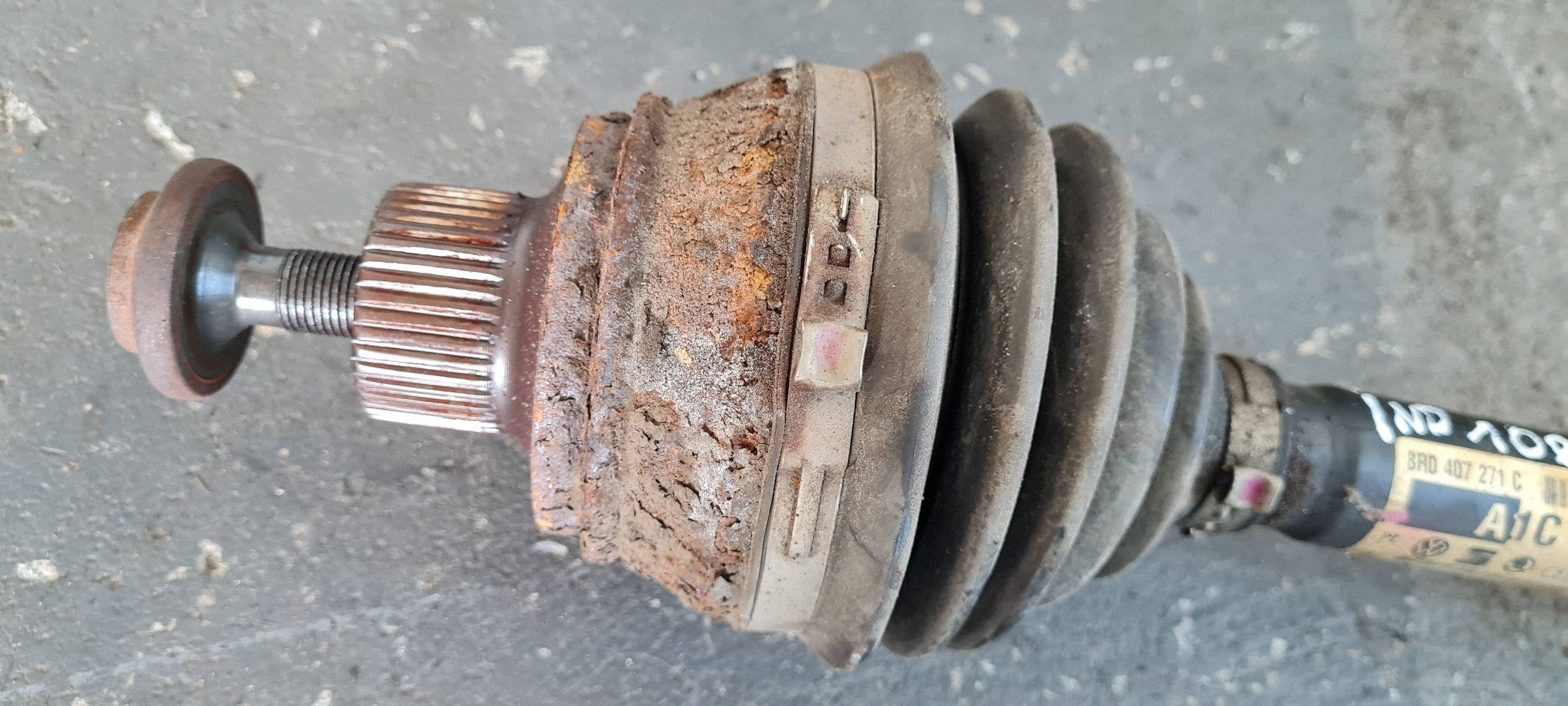 A6 C7 4G semi-axis left right front 3.0 2.0 TDI 8R0407271C A4 B8 A5 Q5 8R