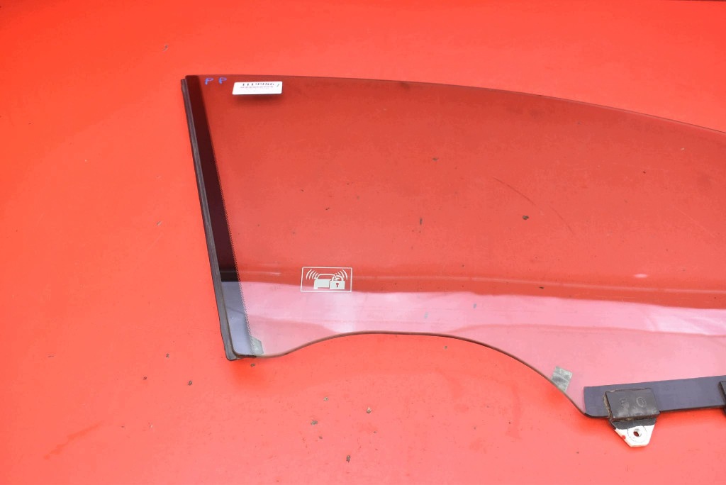window side right front front HONDA LEGEND 4 IV sedan 04-08