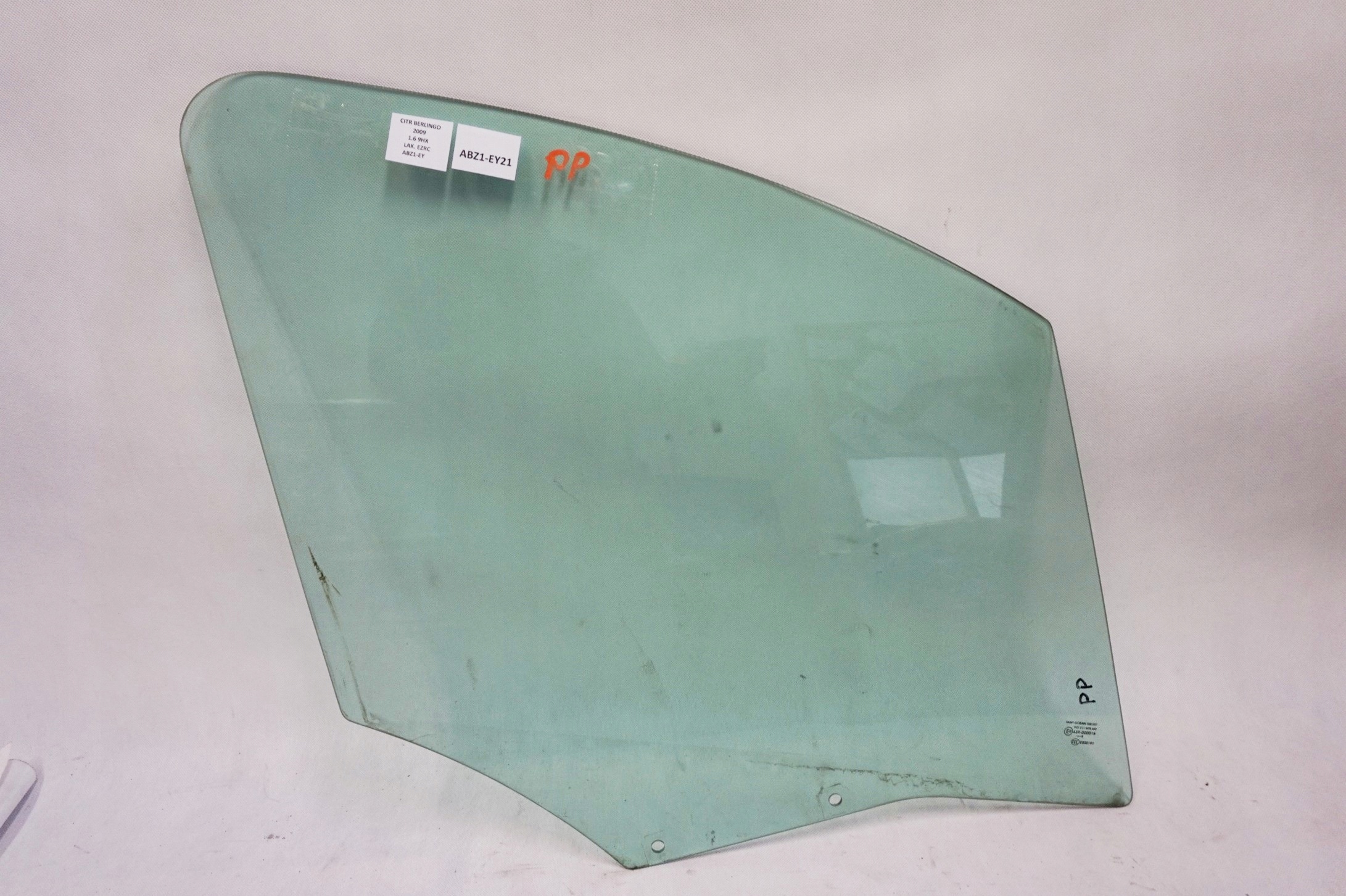 ПЕРЕДНЄ ПРАВЕ СКЛО CITROEN BERLINGO III