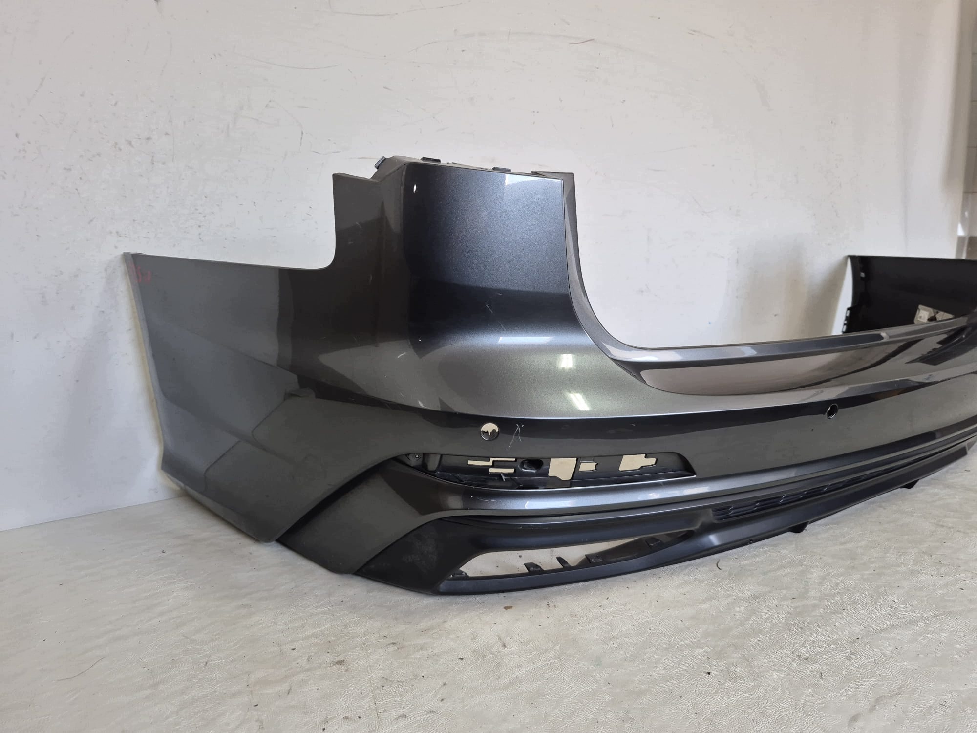 AUDI A6 C8 4K KOMBI S-LINE 18-25 bumper rear part rear 4XPDC