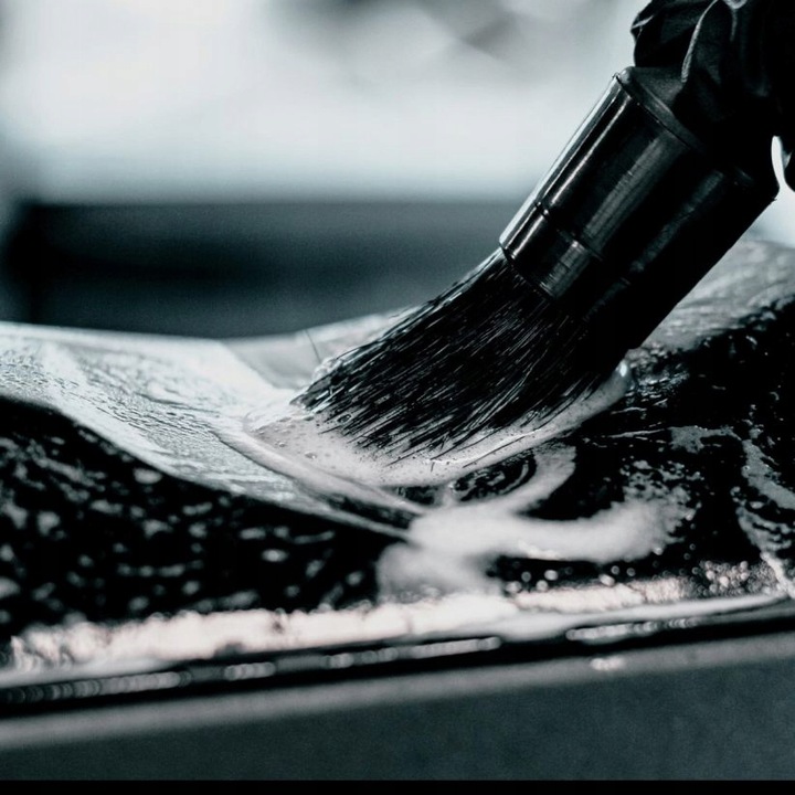 K2 ZESTAW DO CZYSZCZENIA WNĘTRZA SAMOCHODU APC PRO KONCENTRAT + PĘDZELEK Producent K2