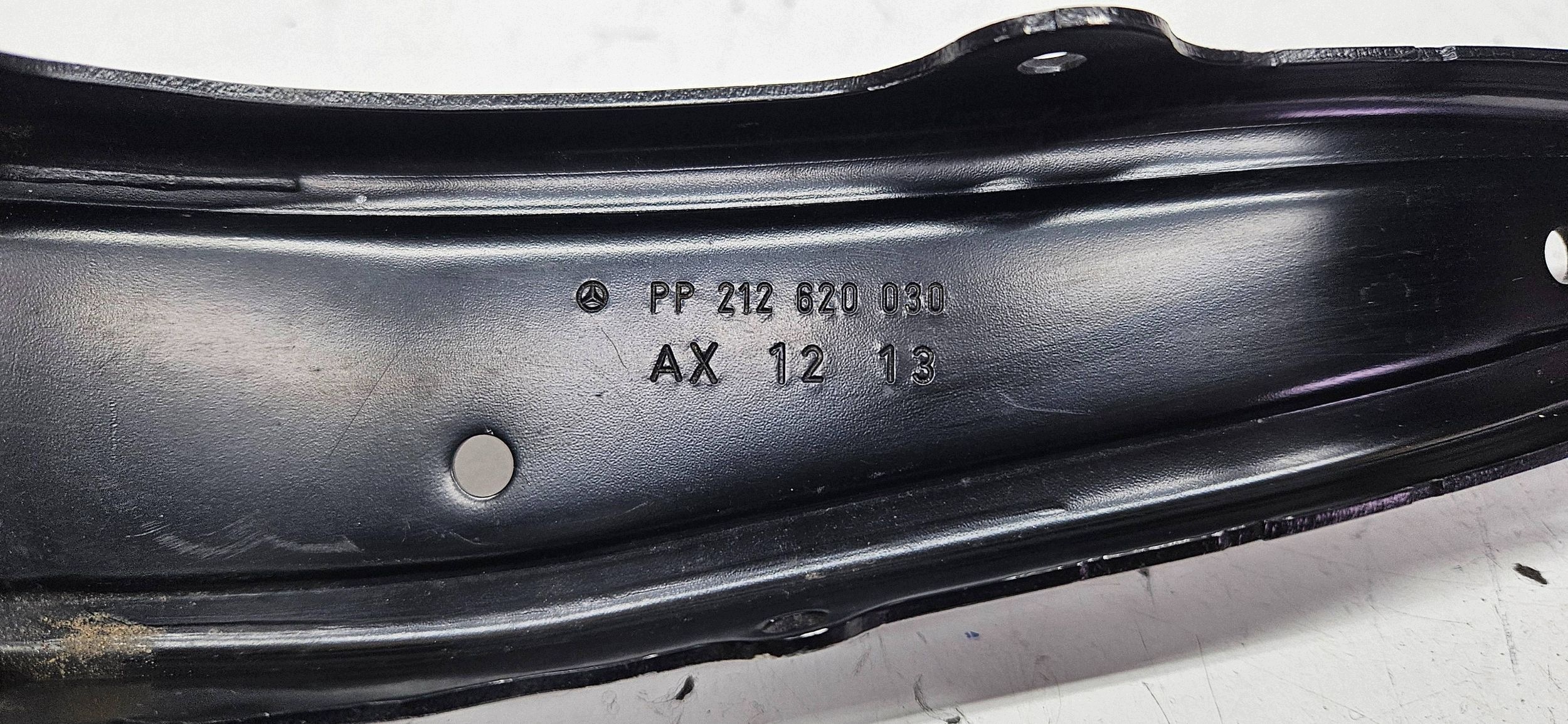 Mercedes E klasa 212 support lights holder okular right 212620030