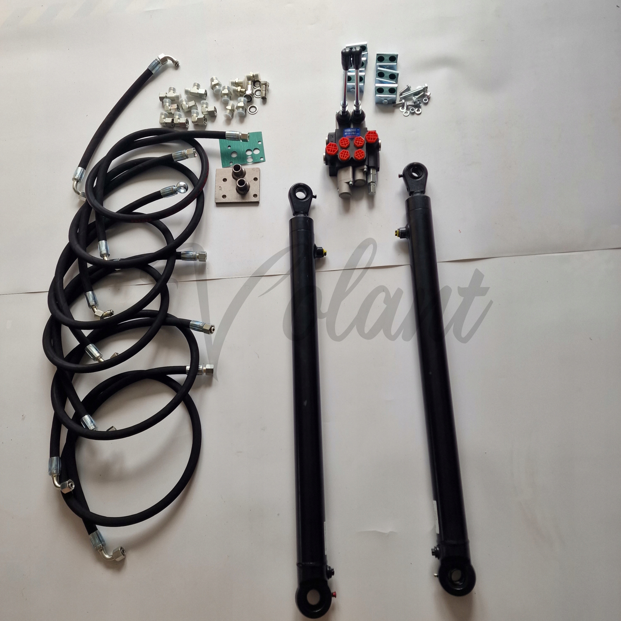 Rozdělovač C-330 Pro Tura Zvedáku 2 Sekce Dva Oboustranné Pohony Sada.