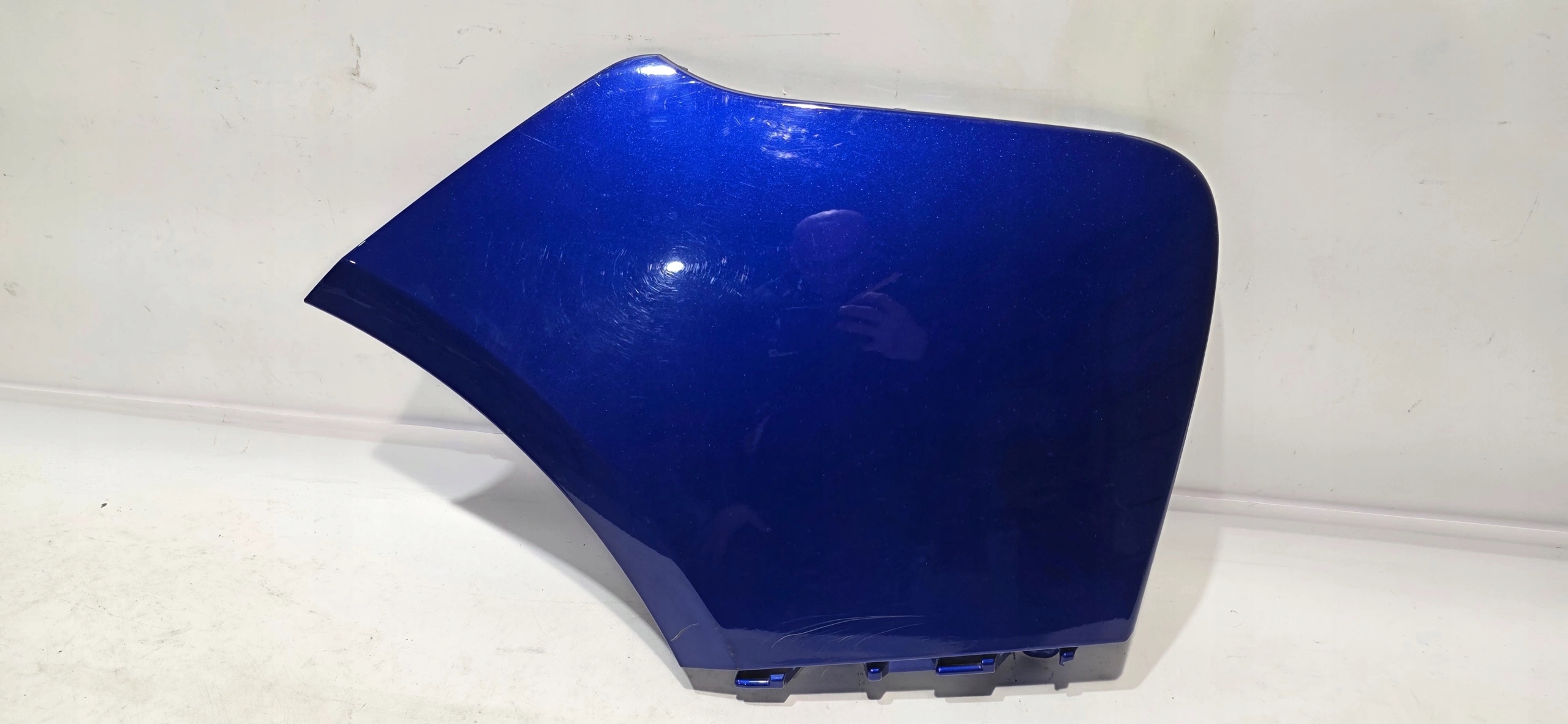 Ecke der Stoßstange links heck LEXUS LC 16- Original 52166-11010