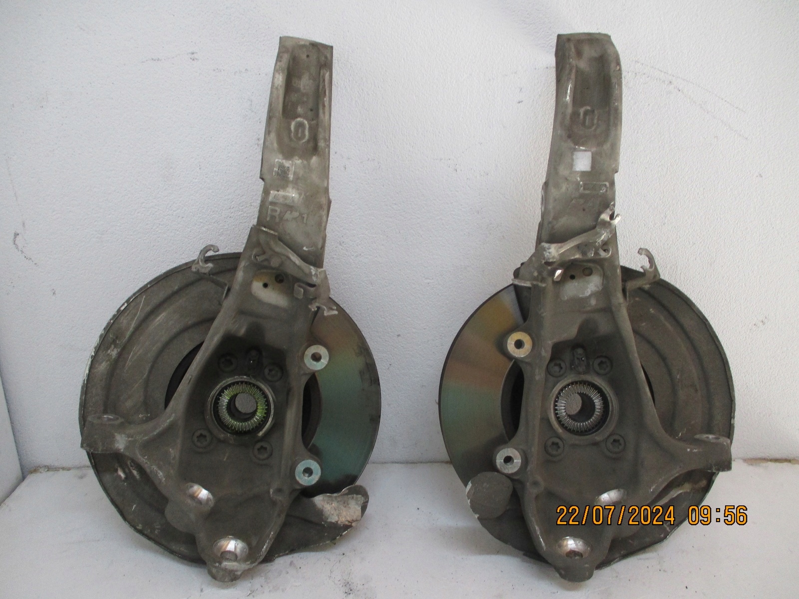 swing left front BMW X6 G06 3,0D 6876655