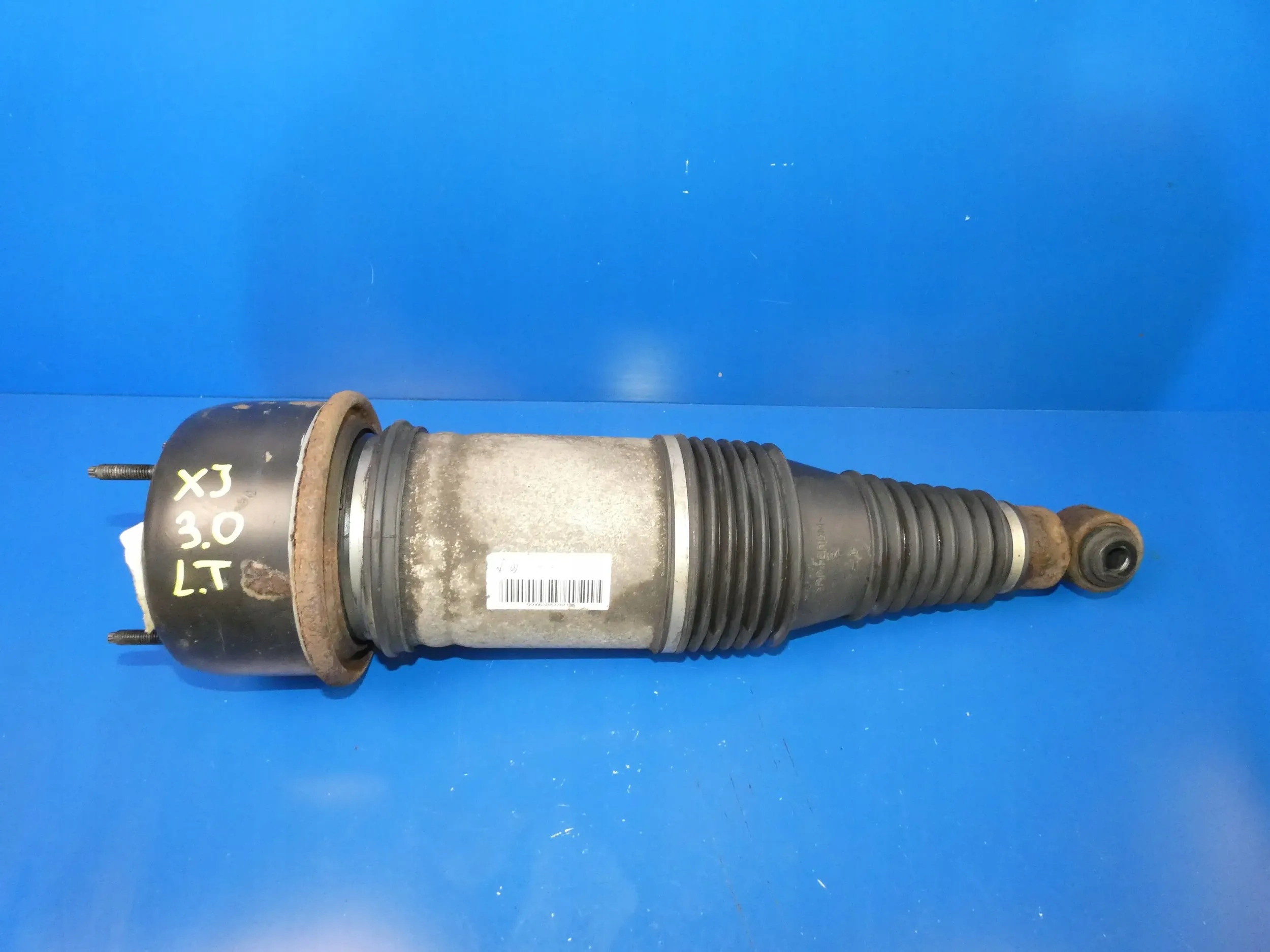 Jaguar XJ X351 AMORTYZATOR LEWY TYŁ TYLNY