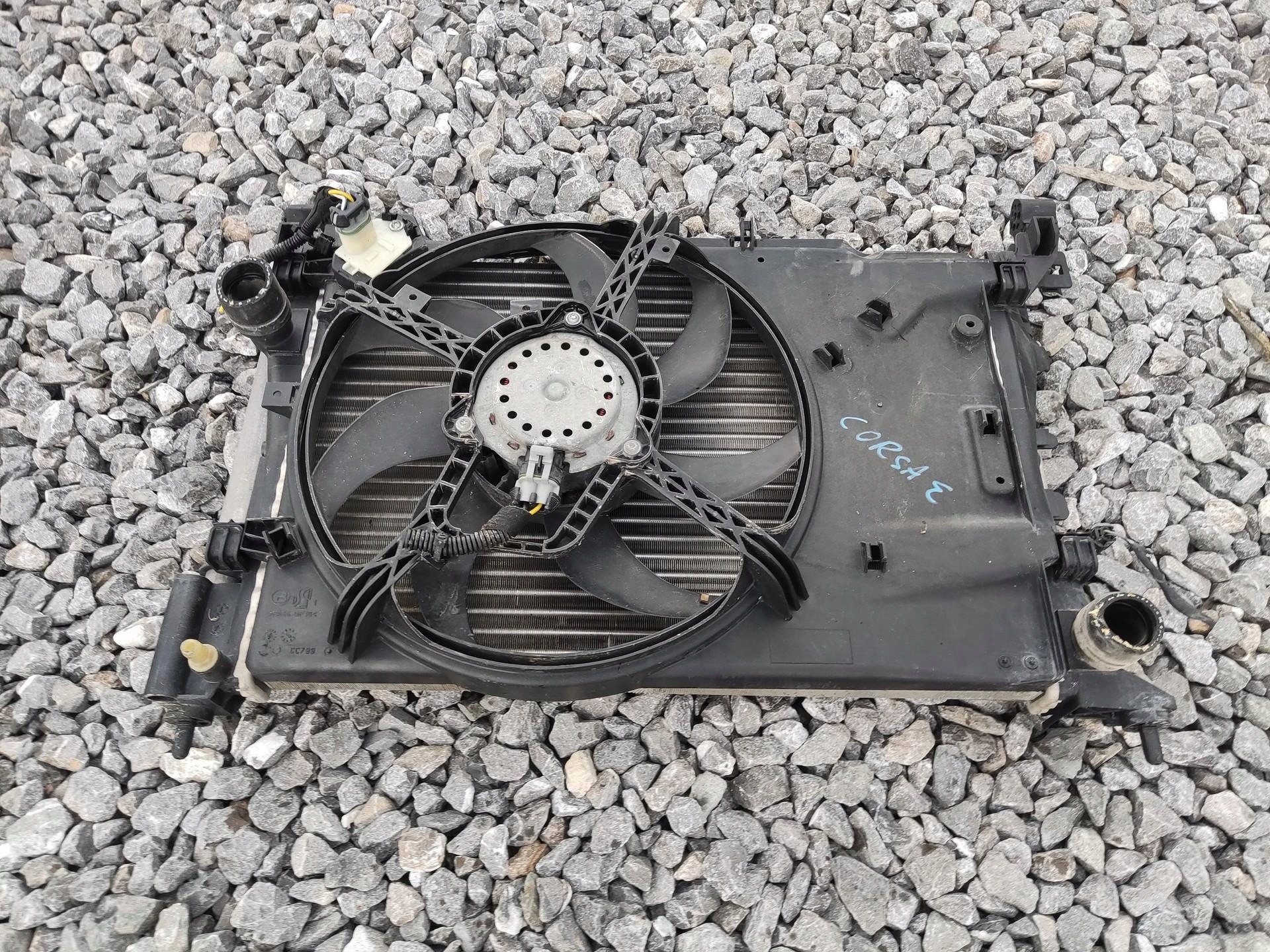KOMPLET chladiče ventilátor OPEL CORSA E 1.4 Benzín 2014-2019