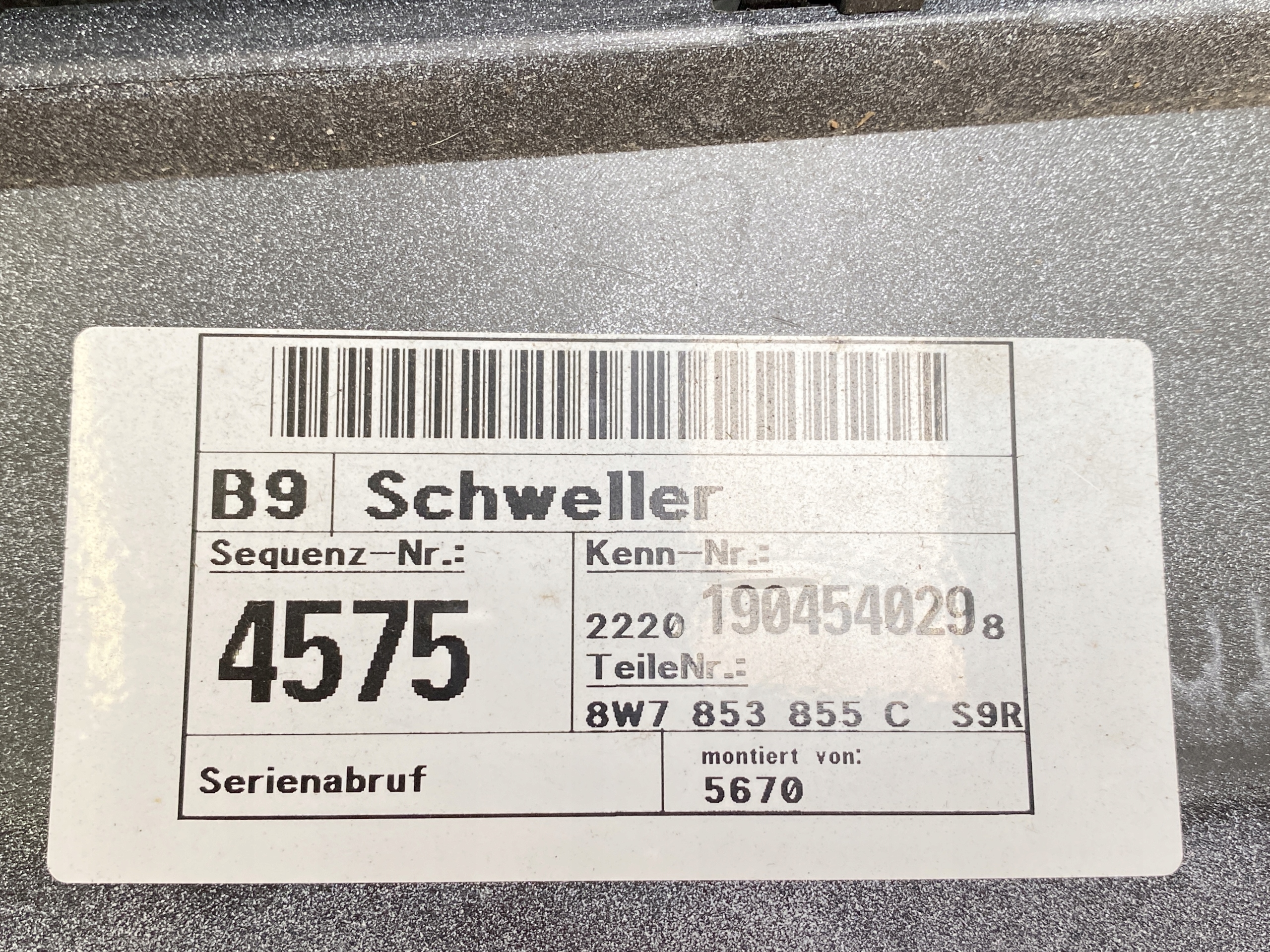 AUDI A5 8W CABRIO SLINE moulding threshold left LS9R