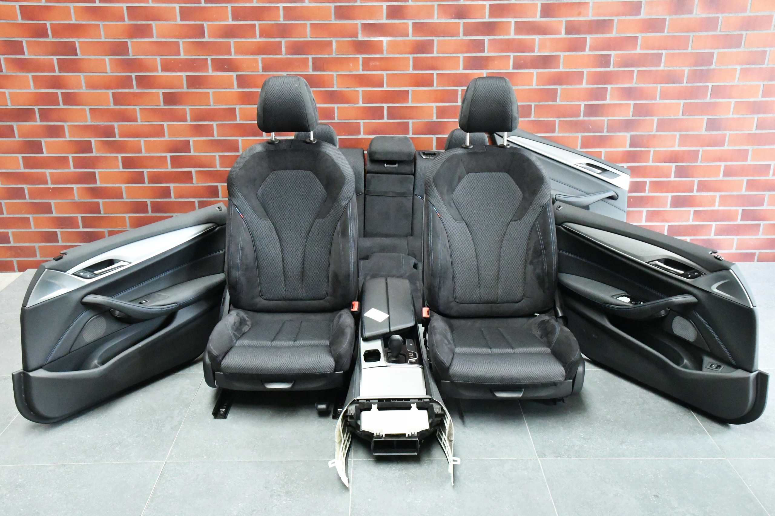 Sitze mitte innere BMW 5 G31 KOMBI 5029km ALKANTARA