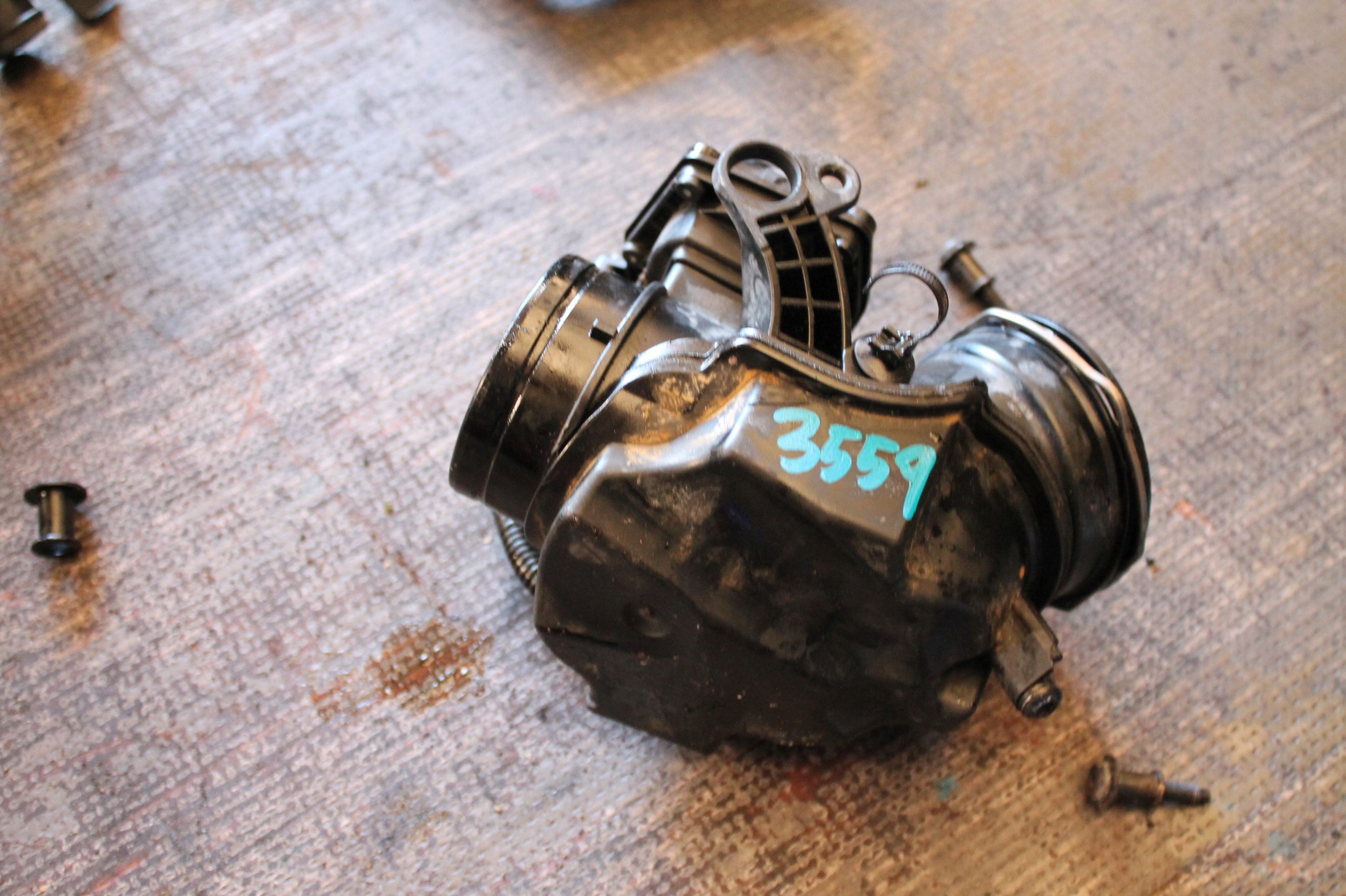 3559. Sensor Drosselklappenstellmotor luft VOLVO 36330104 32290142