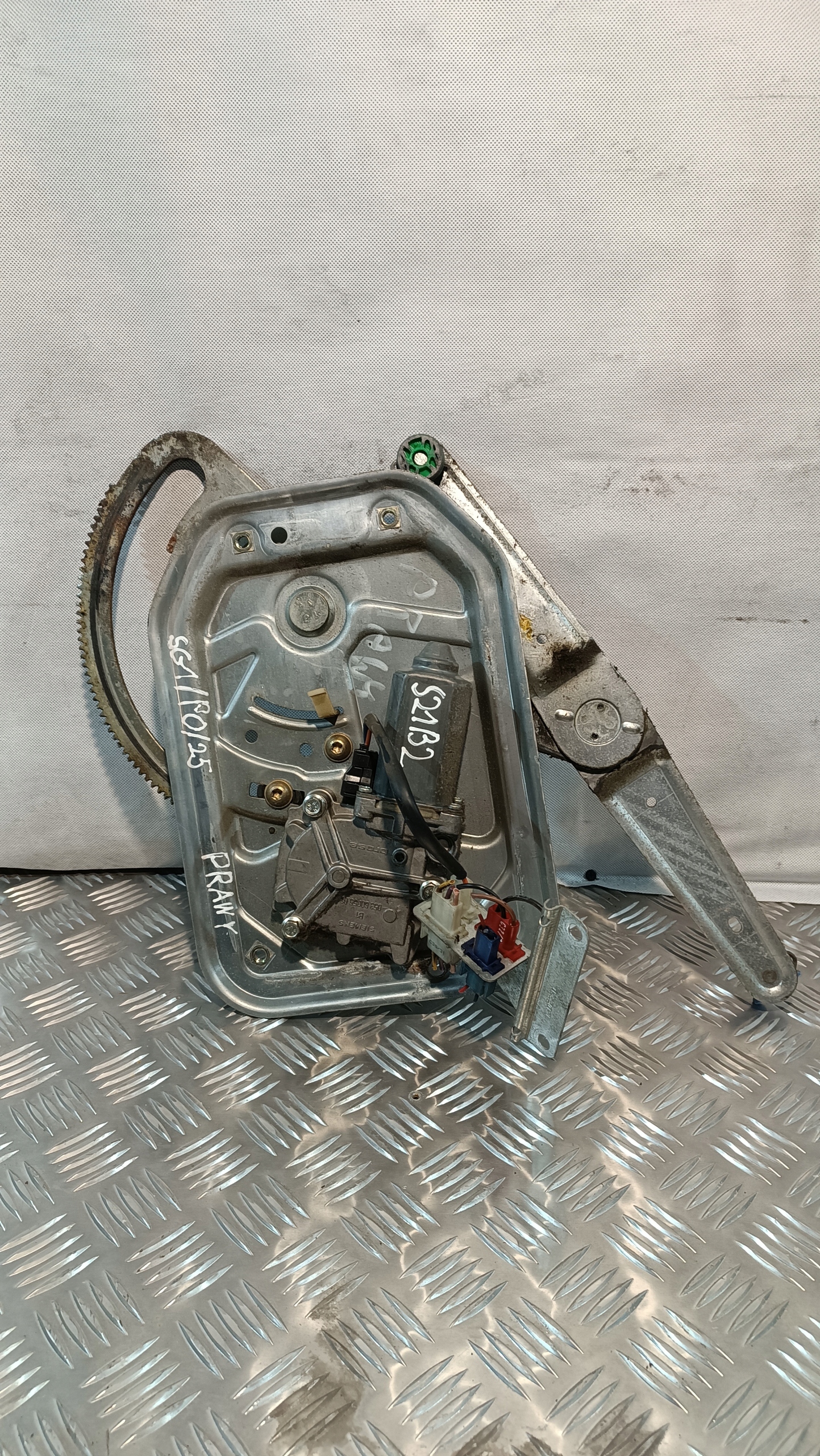 mechanism lifting windows right SCANIA