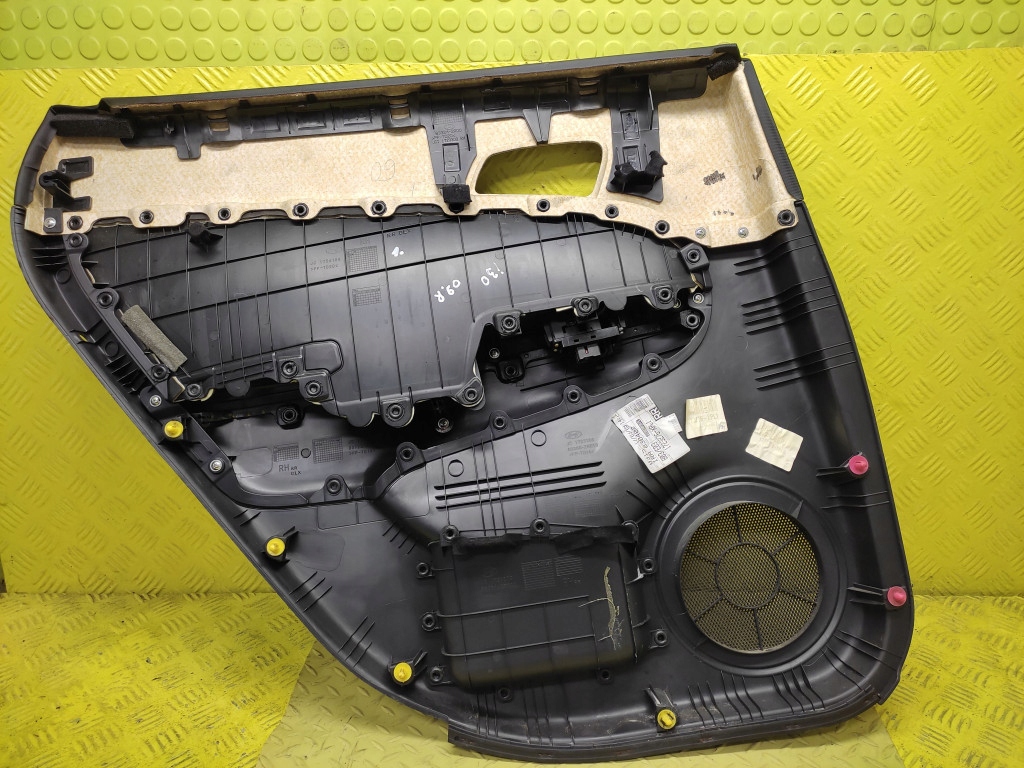 HYUNDAI I30 and upholstery side door right rear part
