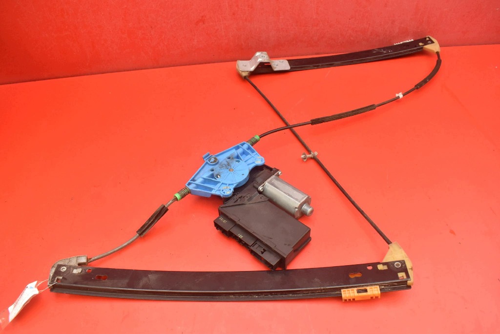 window regulator left front EU 8E1959801H AUDI A4 B7 sedan 04-08