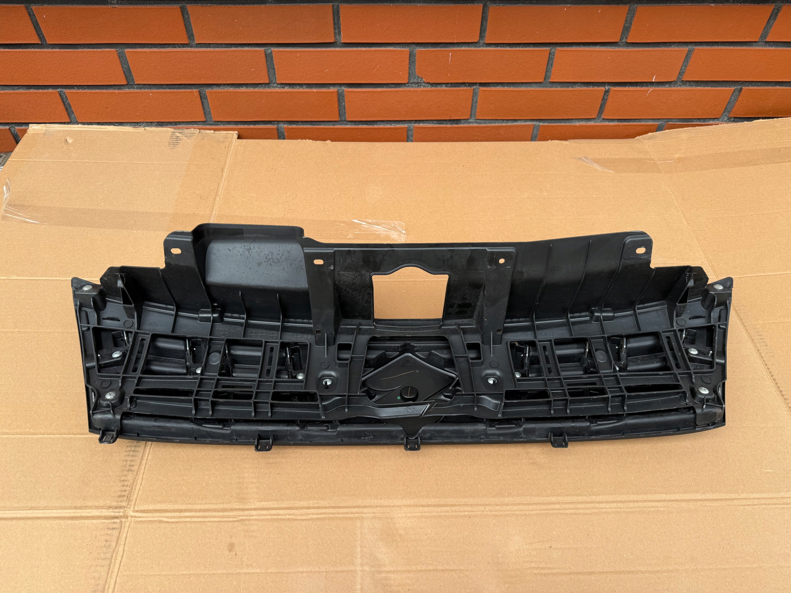 Suzuki Vitara I ET Kühlergrill FRONTGRILL Kühlergitter - Thumbnail 6