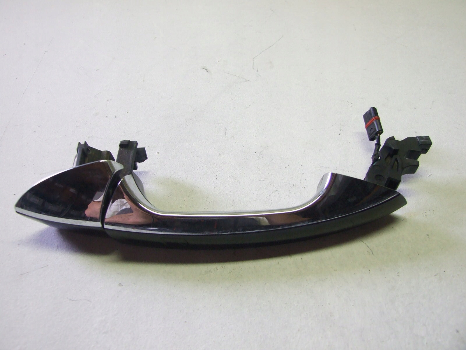 ПЕРЕДНЯЯ ДВЕРНАЯ РУЧКА MERCEDES ML 166 2115450528