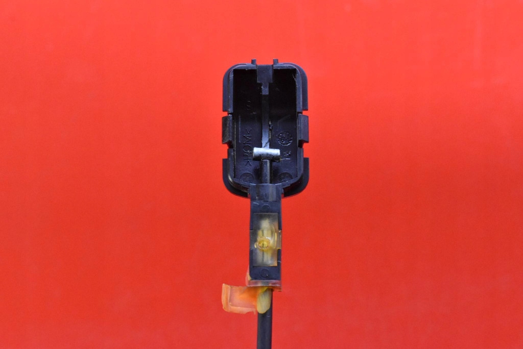 lock door left front front EU 300123-D RENAULT CLIO 3 III 5D HB 05-09