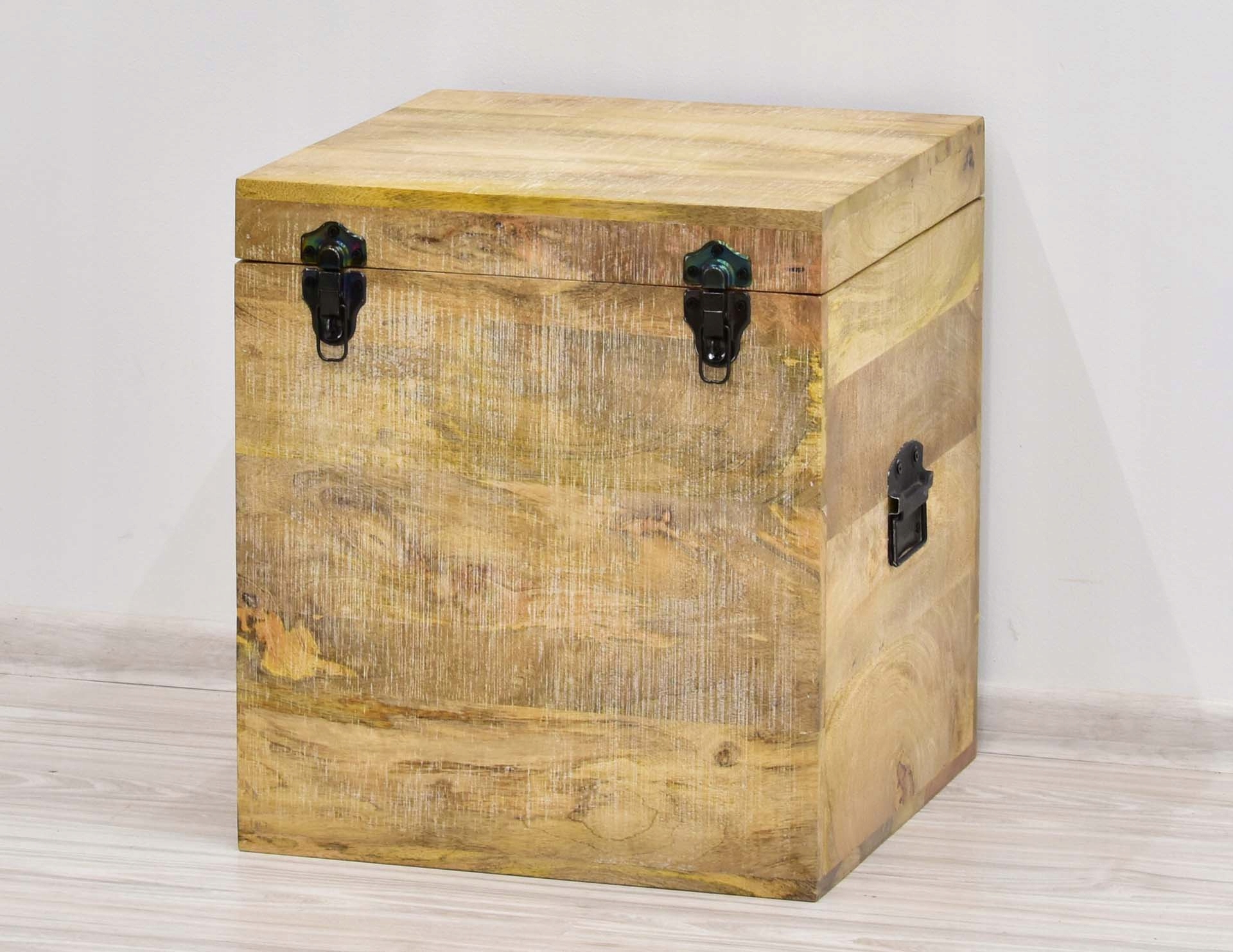 Kufer skrzynia kolonialna lite drewno mango Indie Głębokość mebla 45 cm