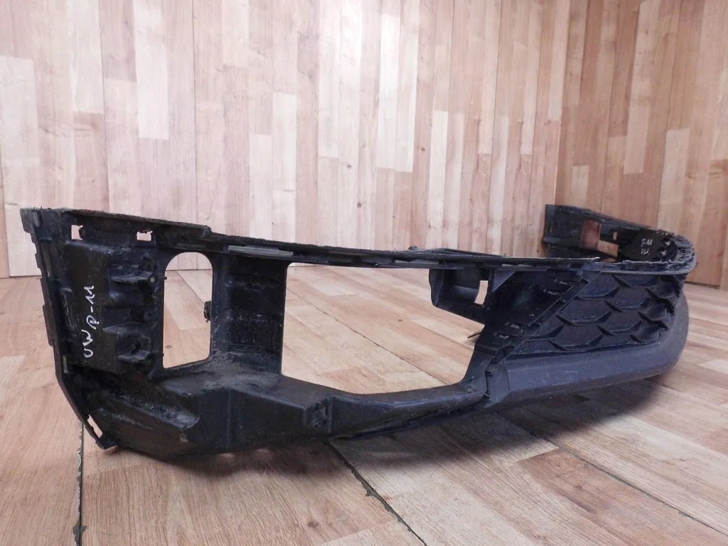 VW Tiguan II 2015+ accessories of a bumper front