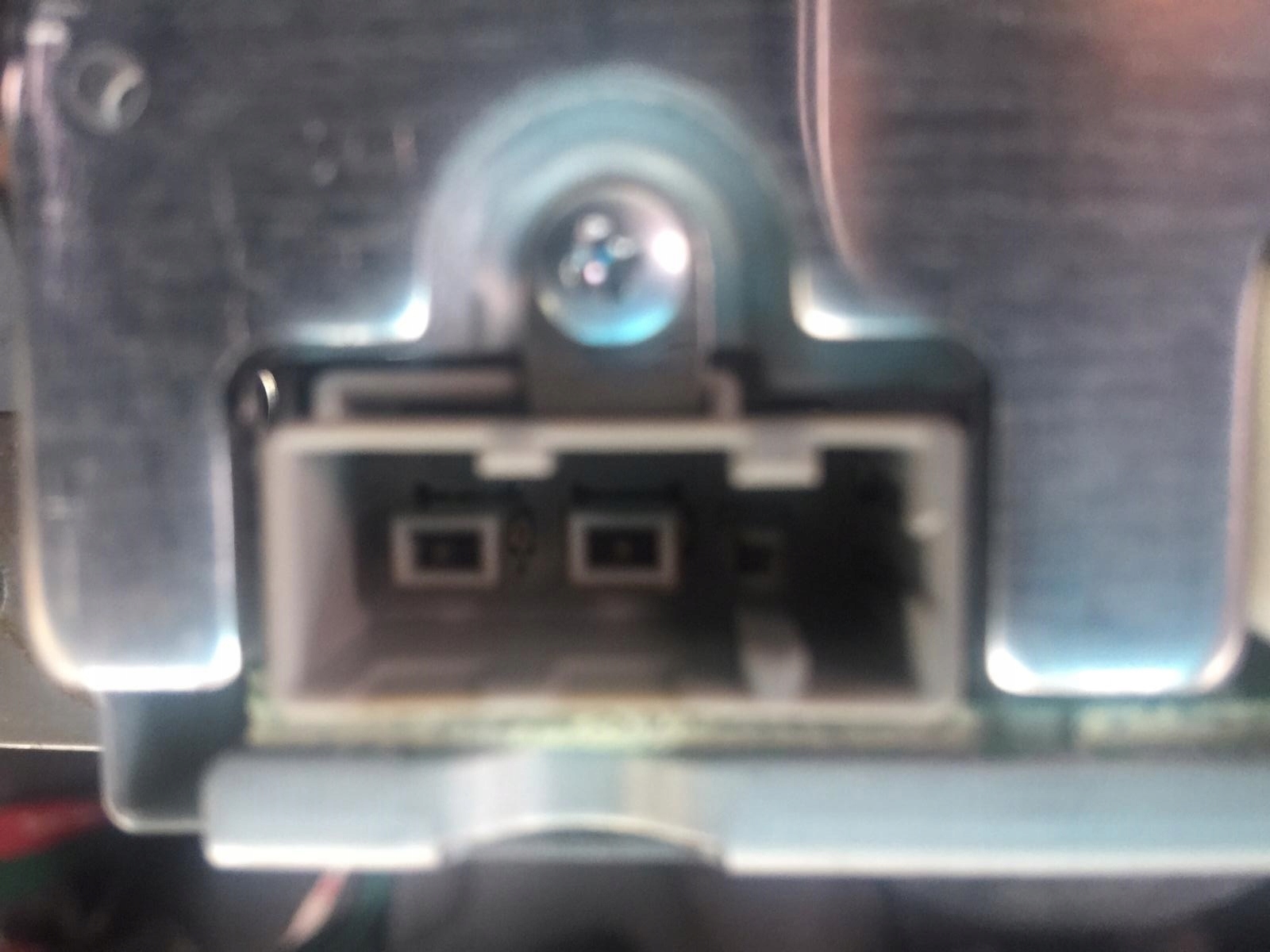 Adapter antenowy Nissan Altima, Cube, Juke, Micra, Murano Stan opakowania oryginalne