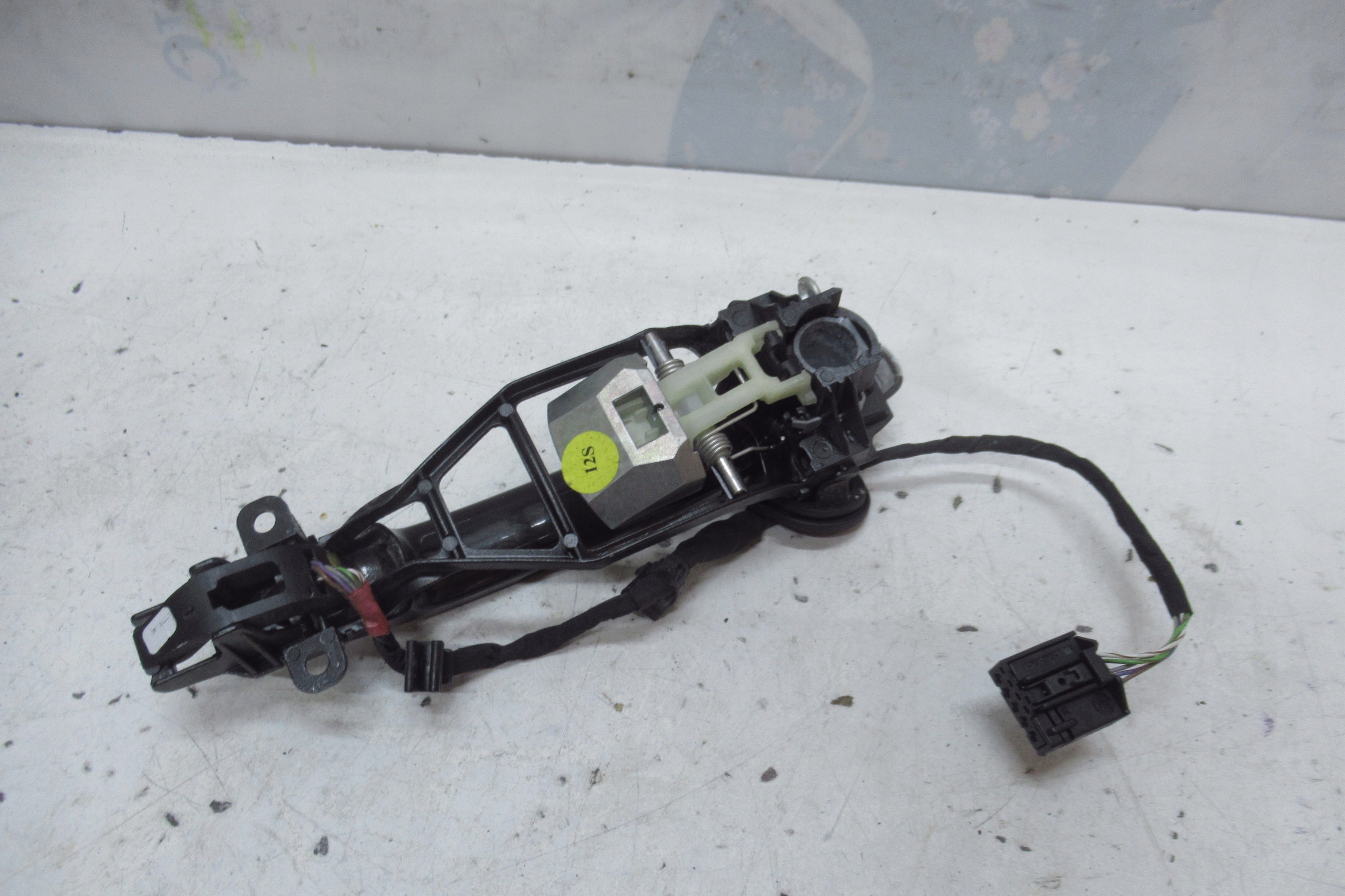 VW PHAETON handle door left rear part 3D0837885L