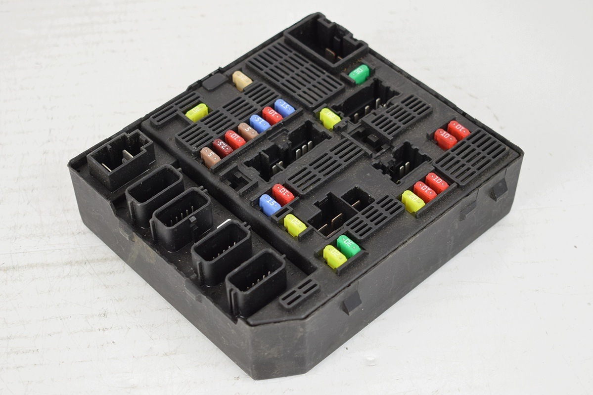 module USM compartment RENAULT SCENIC III 284B67924R