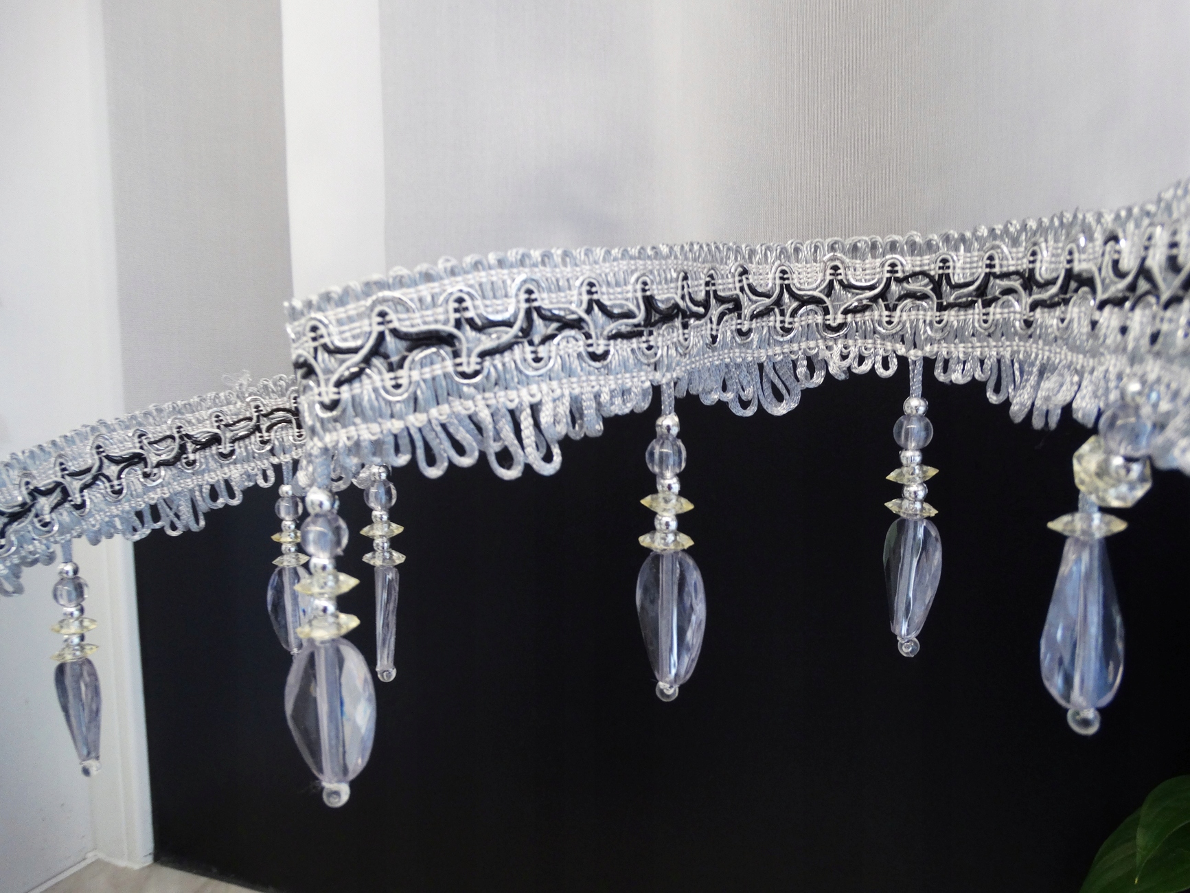 Mg Záclona Voál oblouk korálky 1 Stříbro černé dlouhé 300x155