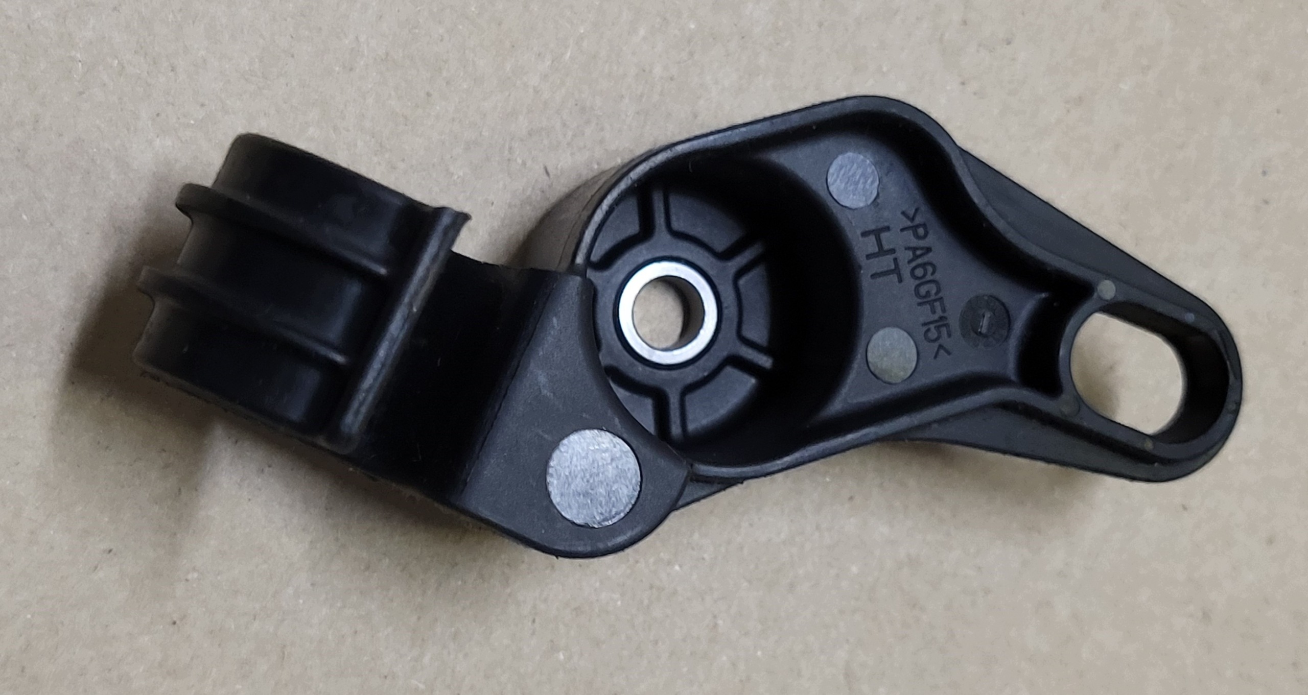 holder bracket console VOLVO XC60 II 32222720 OE