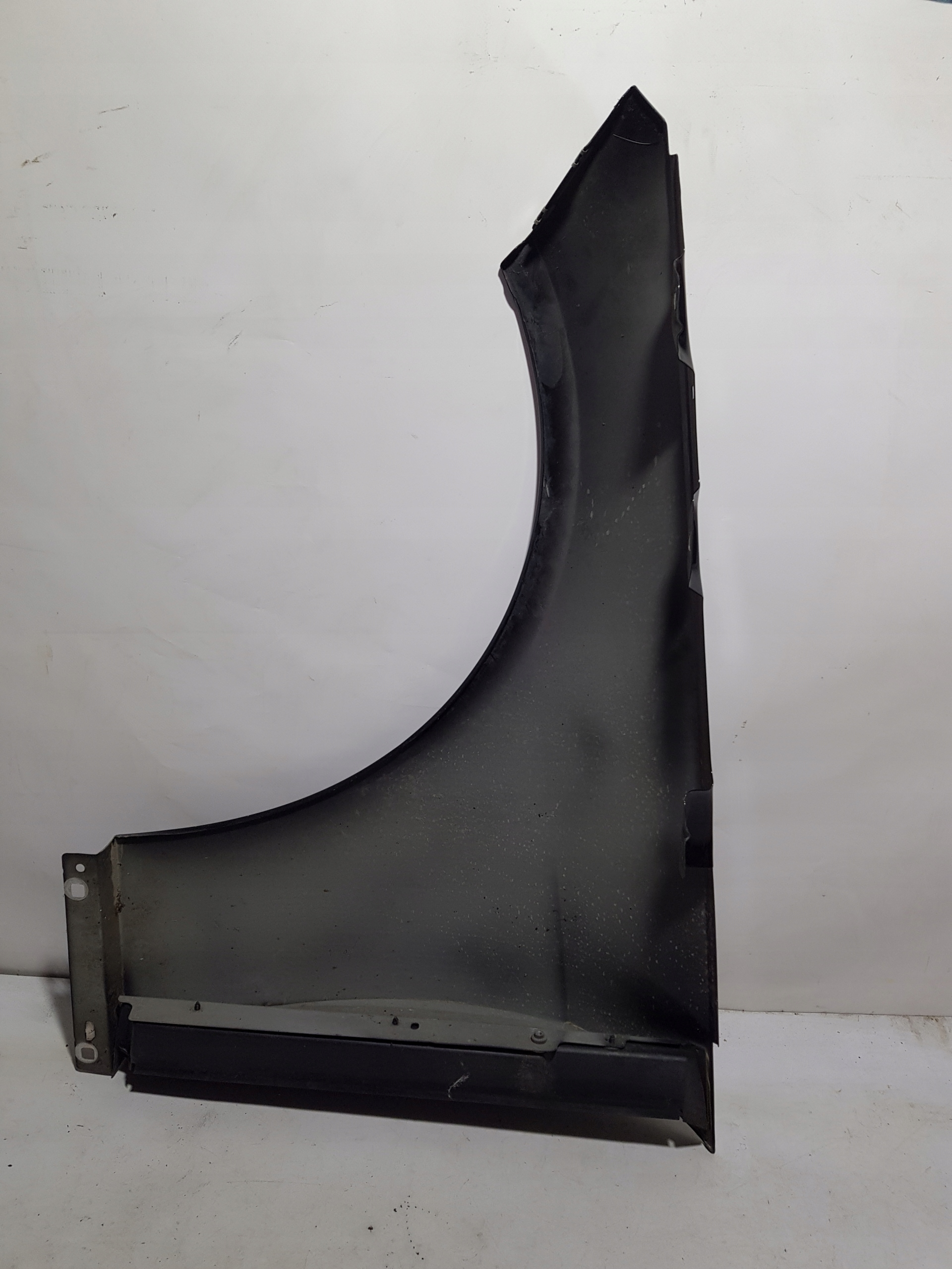 fender right front MERCEDES W212 C040 040